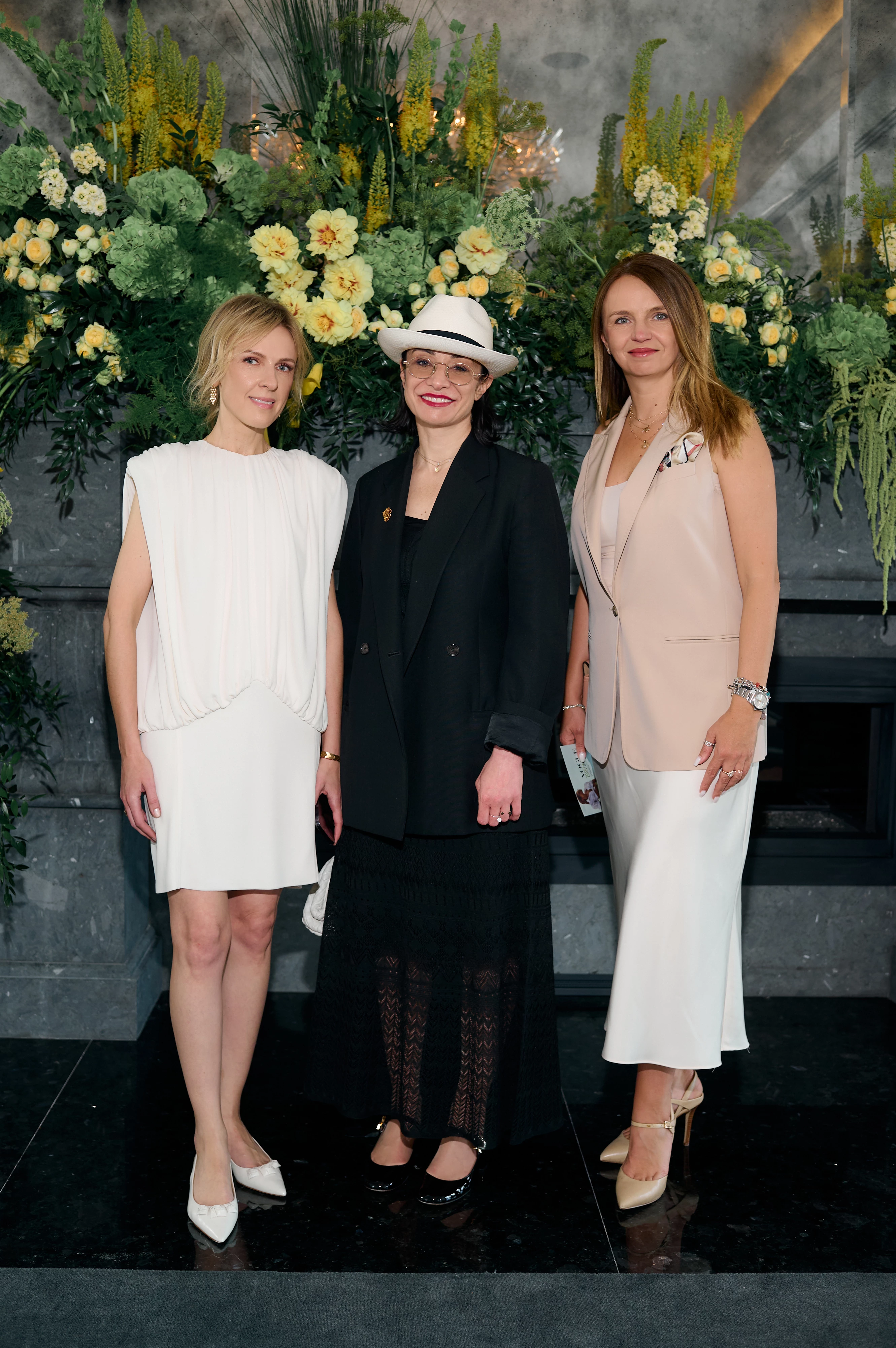 Юлія Костецька, Олена Зубченко та Олена Комарова Юлія Костецька, Олена Зубченко та Олена Комарова