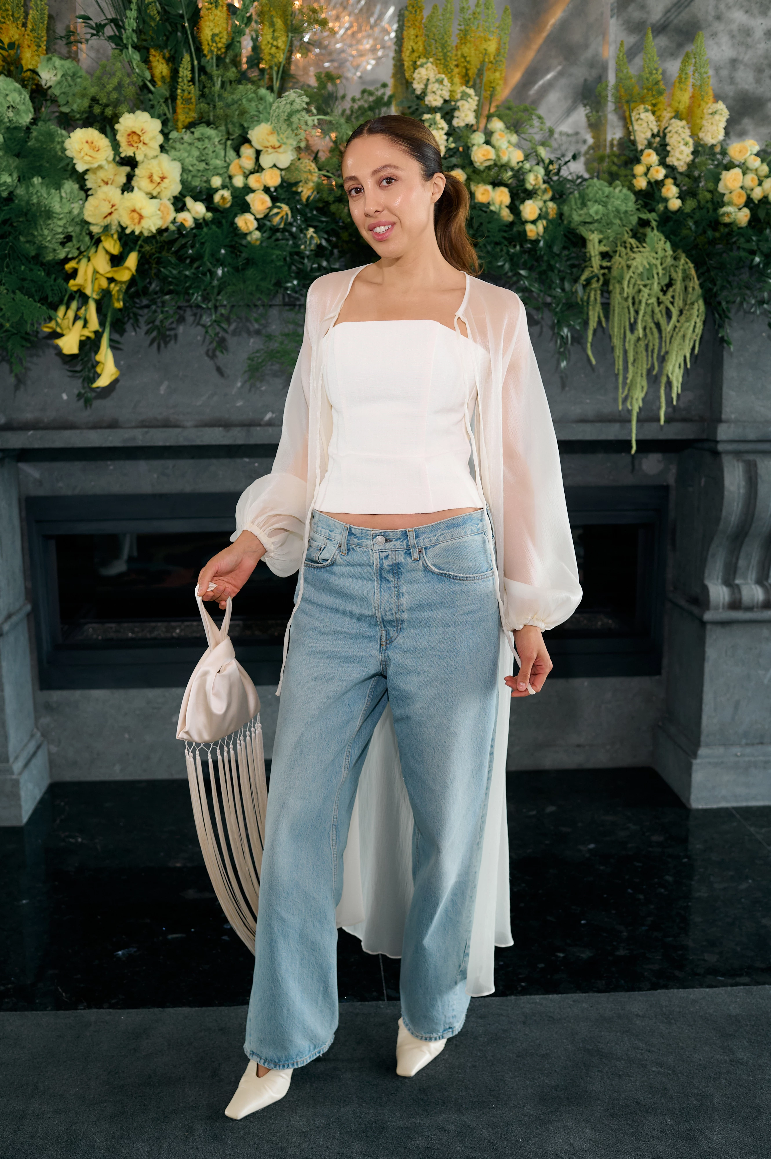 Яна Стрельцова Яна Стрельцова