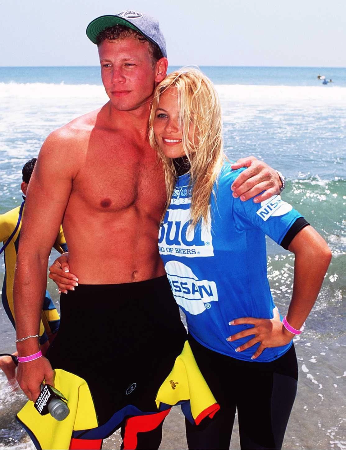 У Малібу поруч з Ієном Зірінгом, зіркою серіалу 