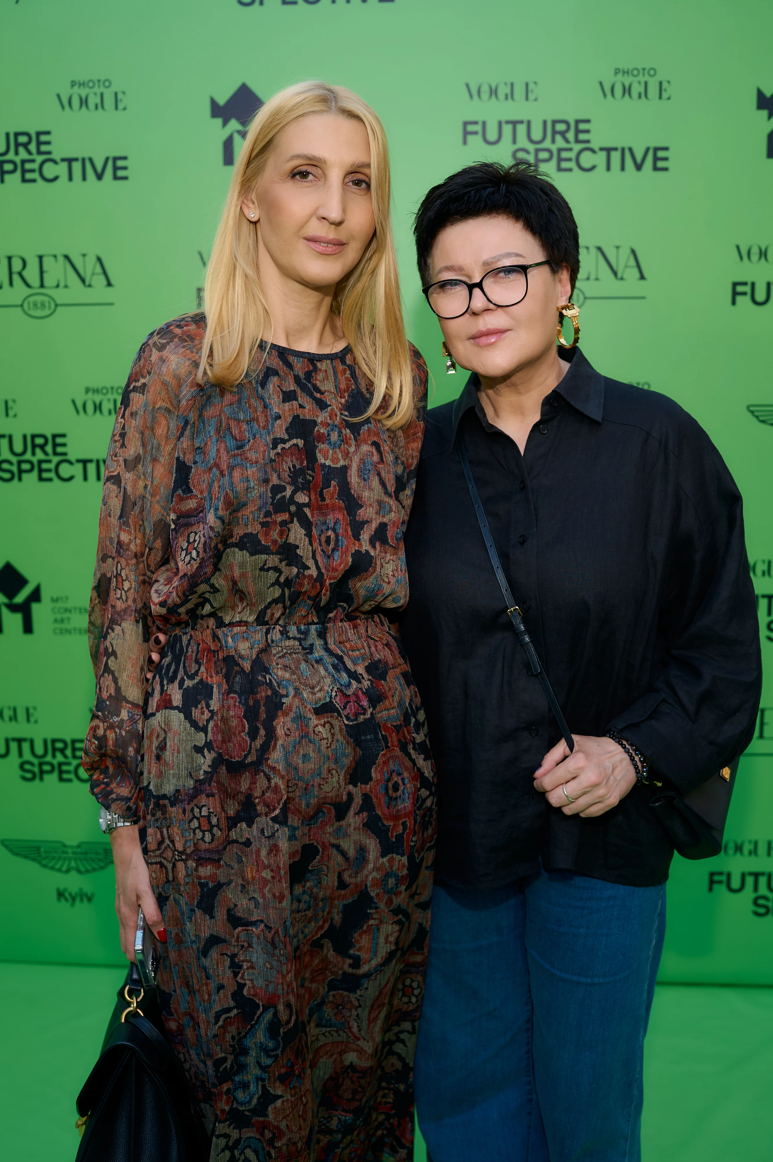 Тетяна Фокіна (ліворуч)