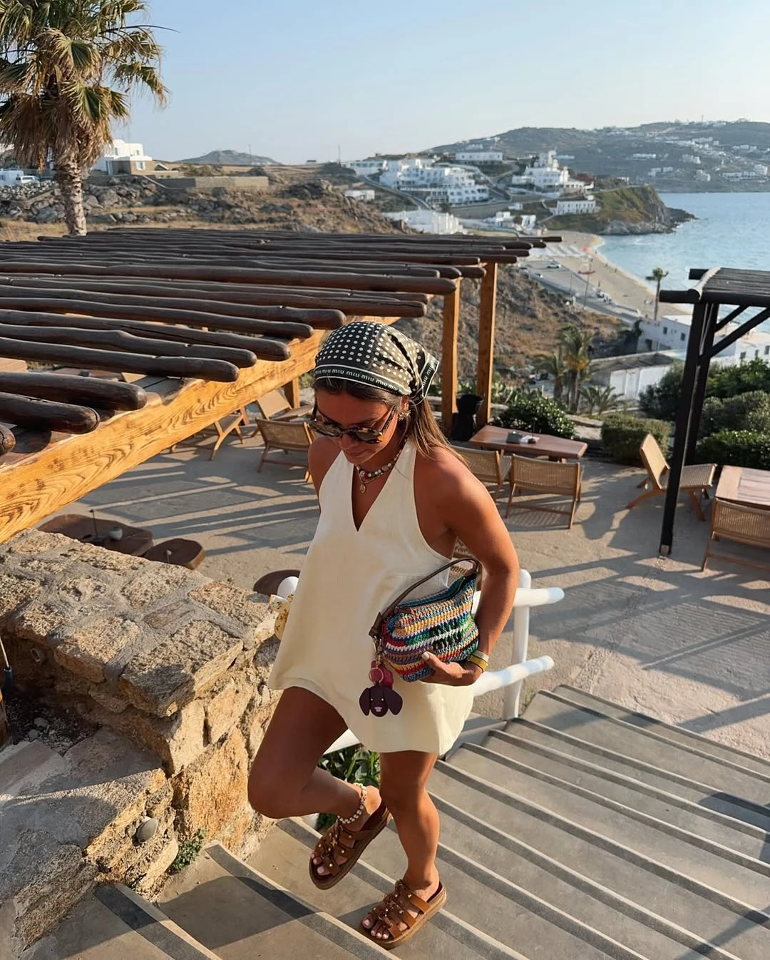 Instagram @capucinerqllrt