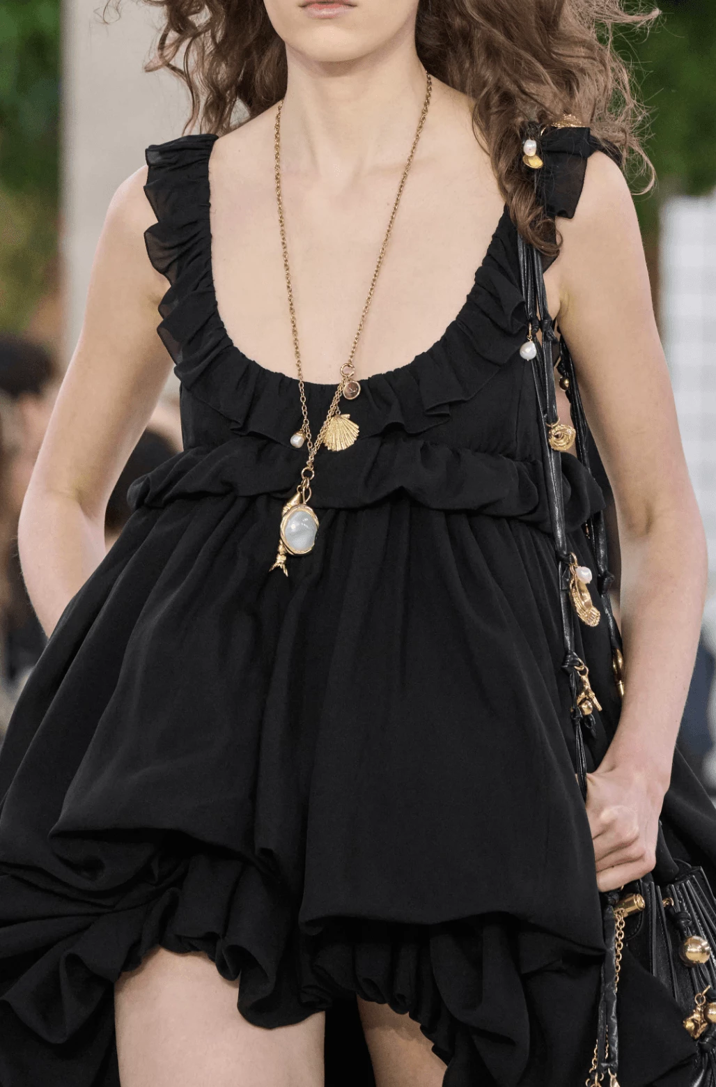 Chloé весна-літо 2025. Photo: Salvatore Dragone / Gorunway.com