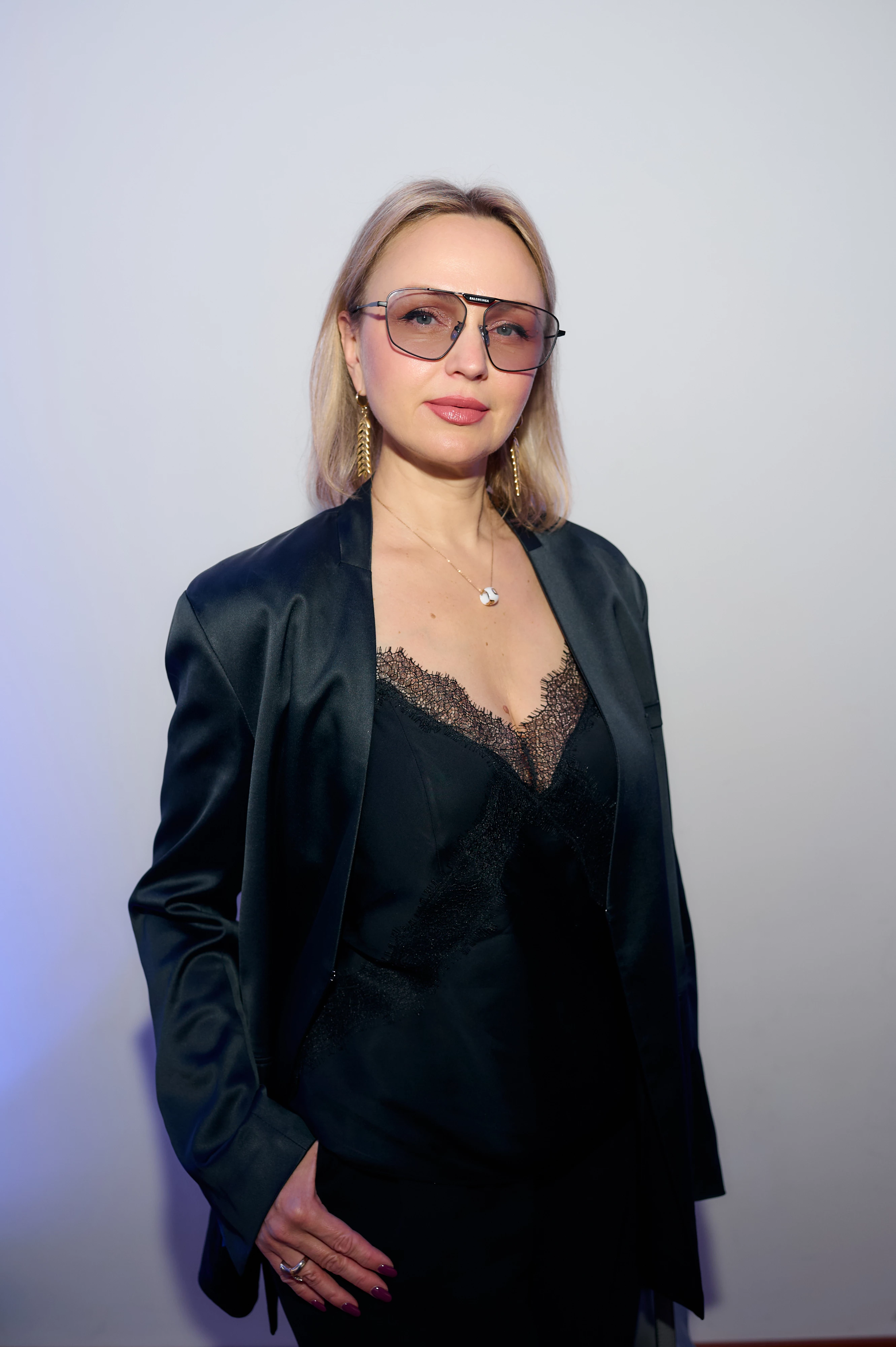 Олена Єва Олена Єва