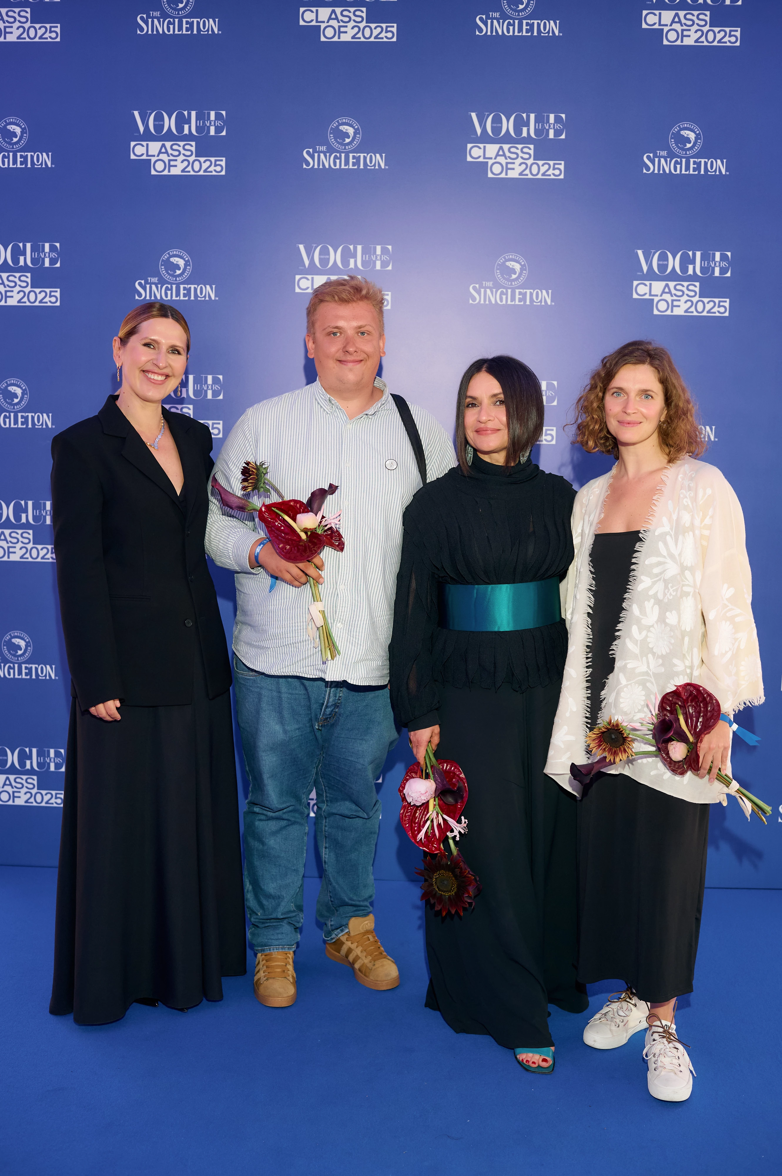 Альона Пономаренко, Владислав Малащенко, Наталія Ємченко та Валерія Гузема Альона Пономаренко, Владислав Малащенко, Наталія Ємченко та Валерія Гузема