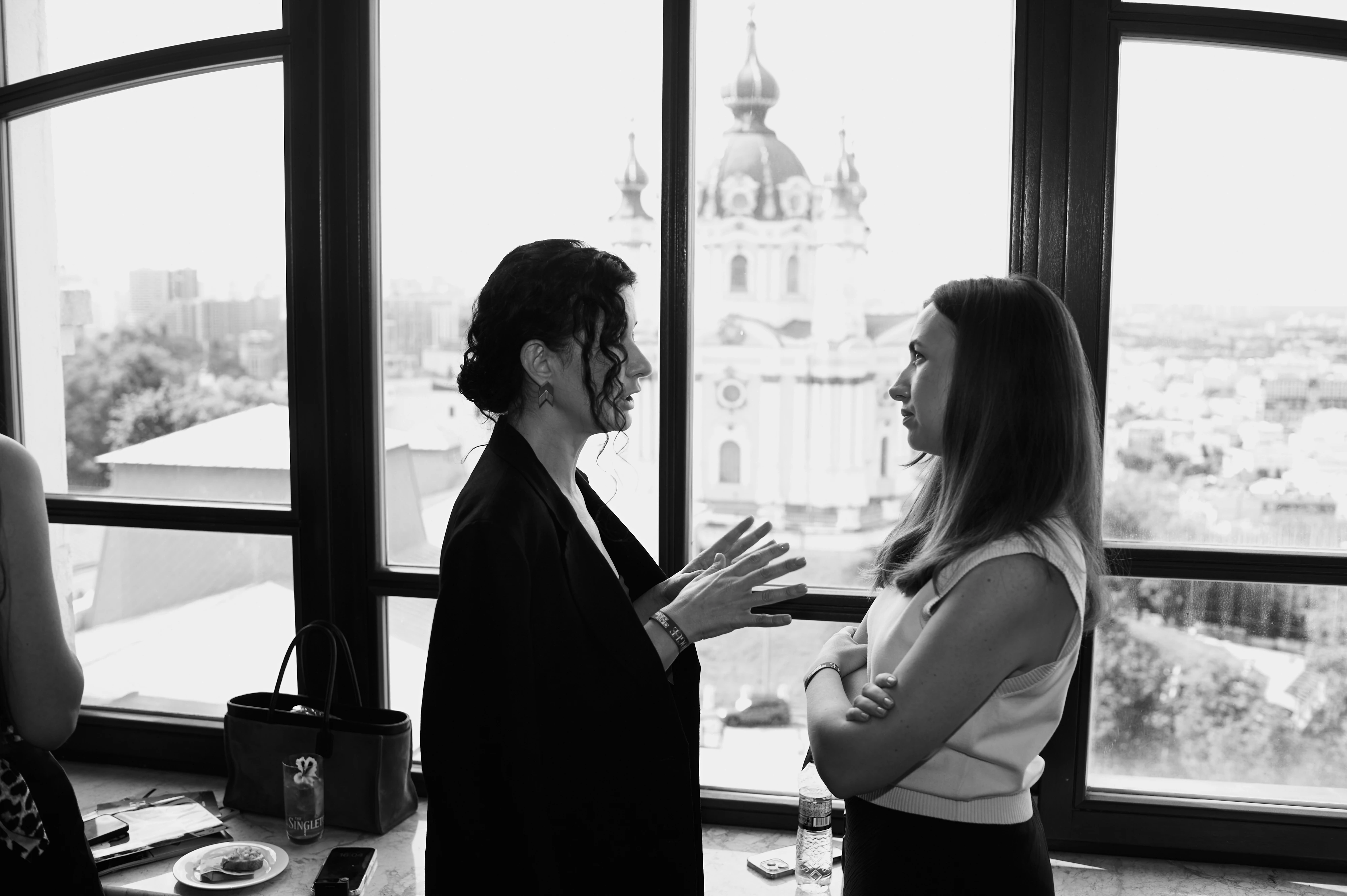 Світлана Рощук та Валерія Ісаєва Світлана Рощук та Валерія Ісаєва