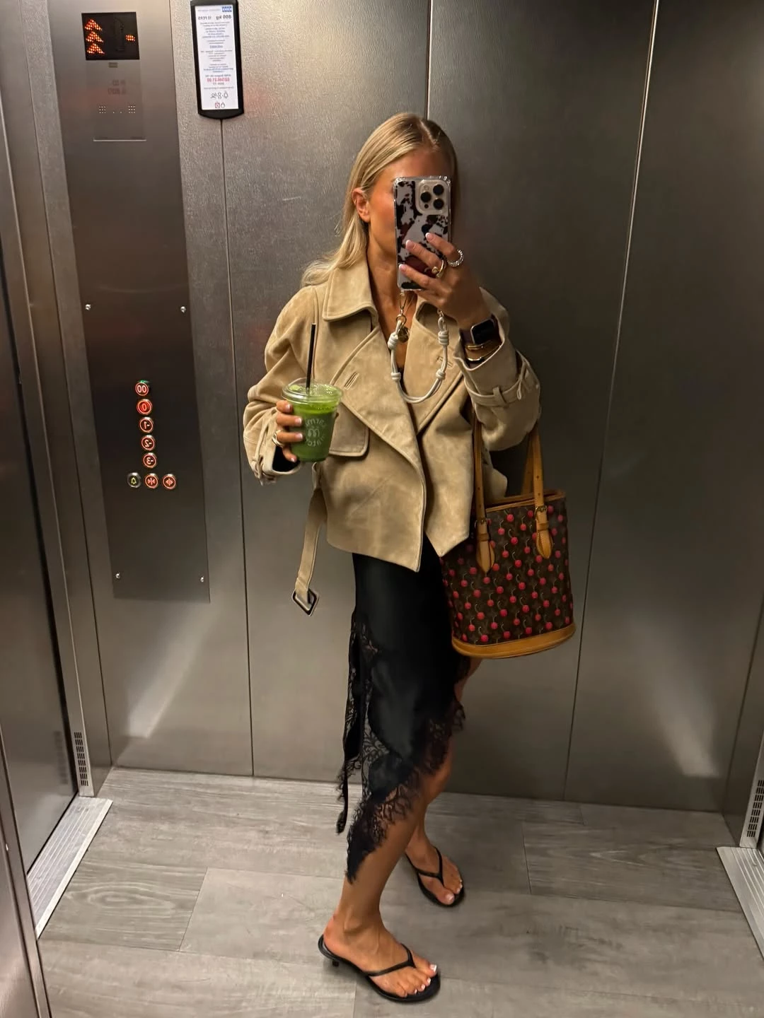 Instagram @oliviatps