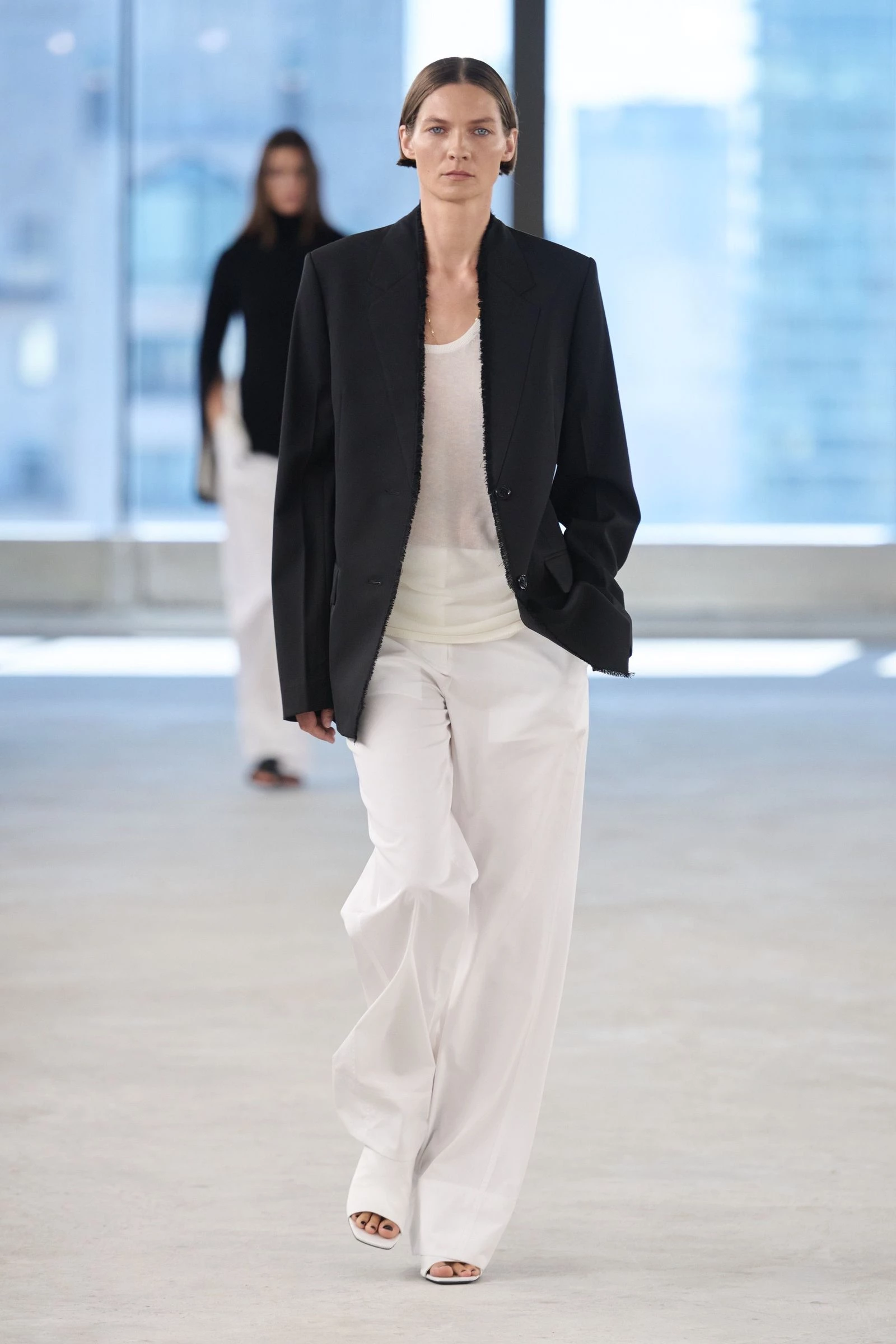 Toteme весна-літо 2025