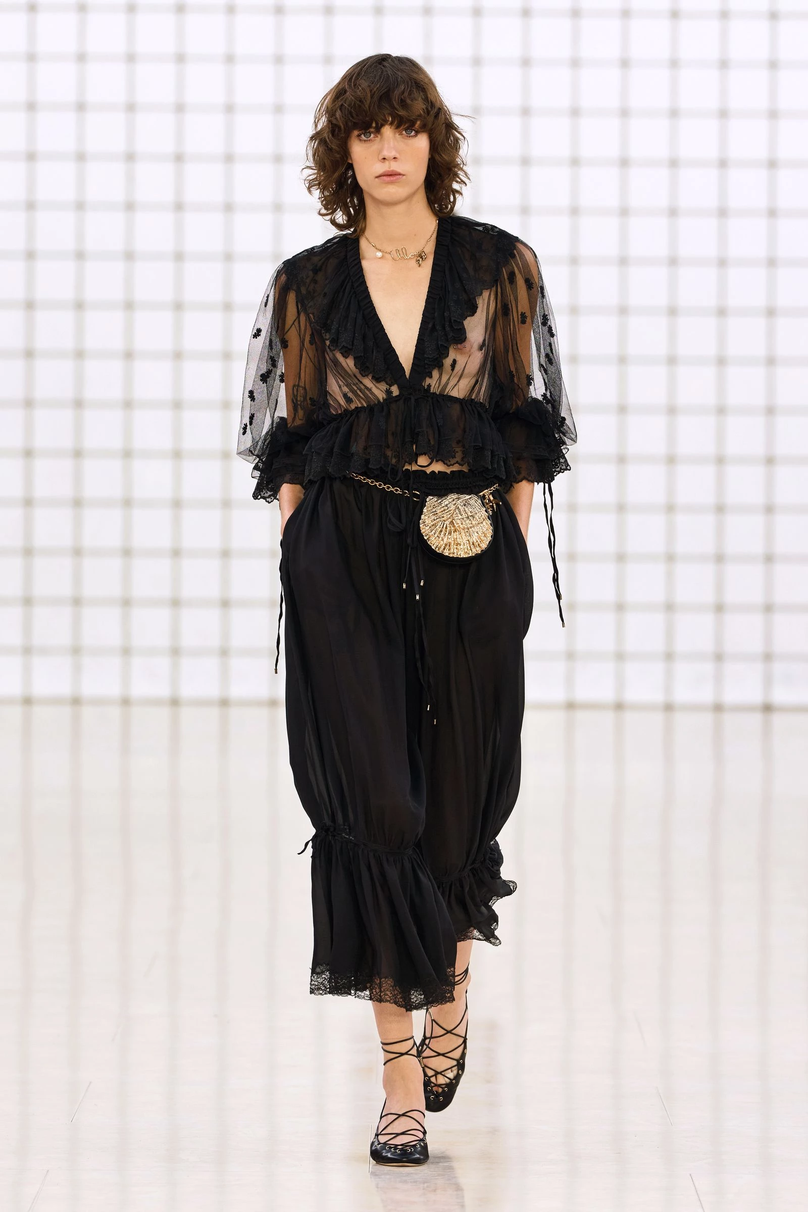 Chloé весна-літо 2025