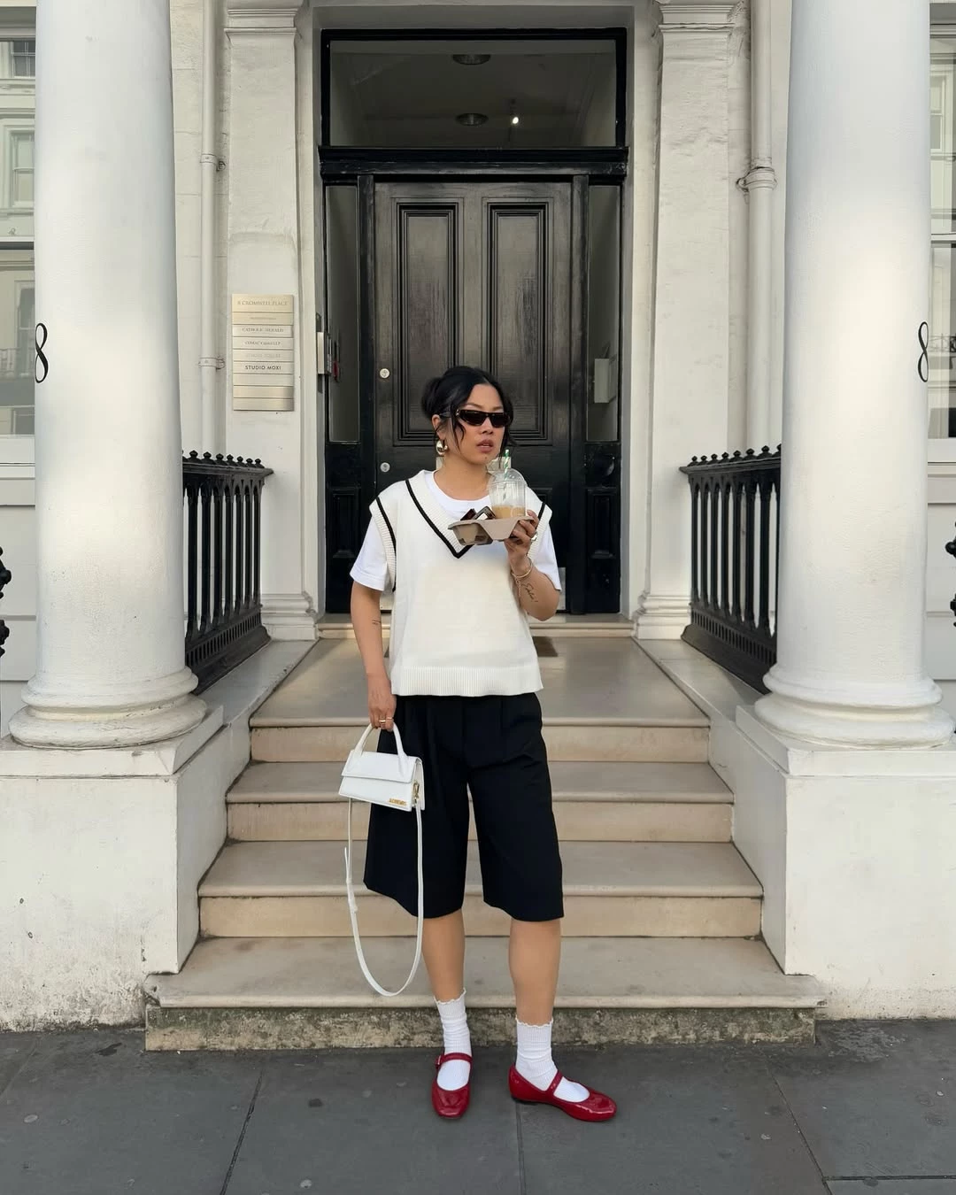 Instagram @sybil.tingc