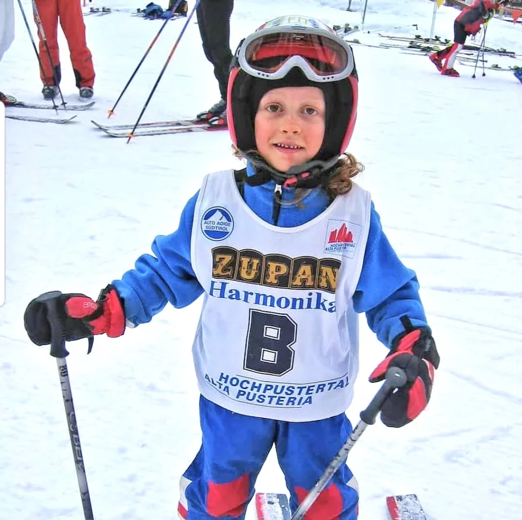 Яннік Сіннер у дитинстві Яннік Сіннер у дитинстві