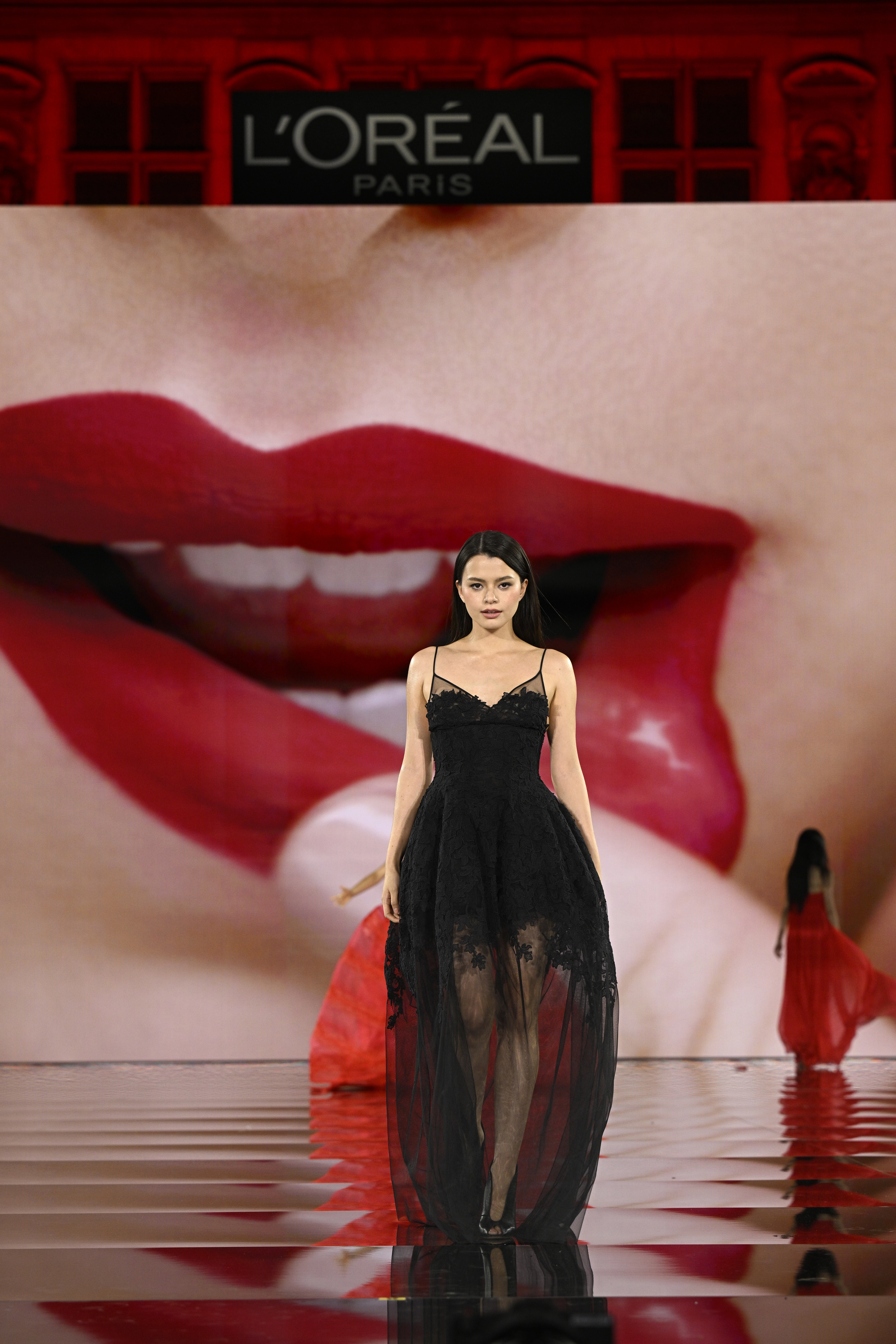 Ребекка Армстронг