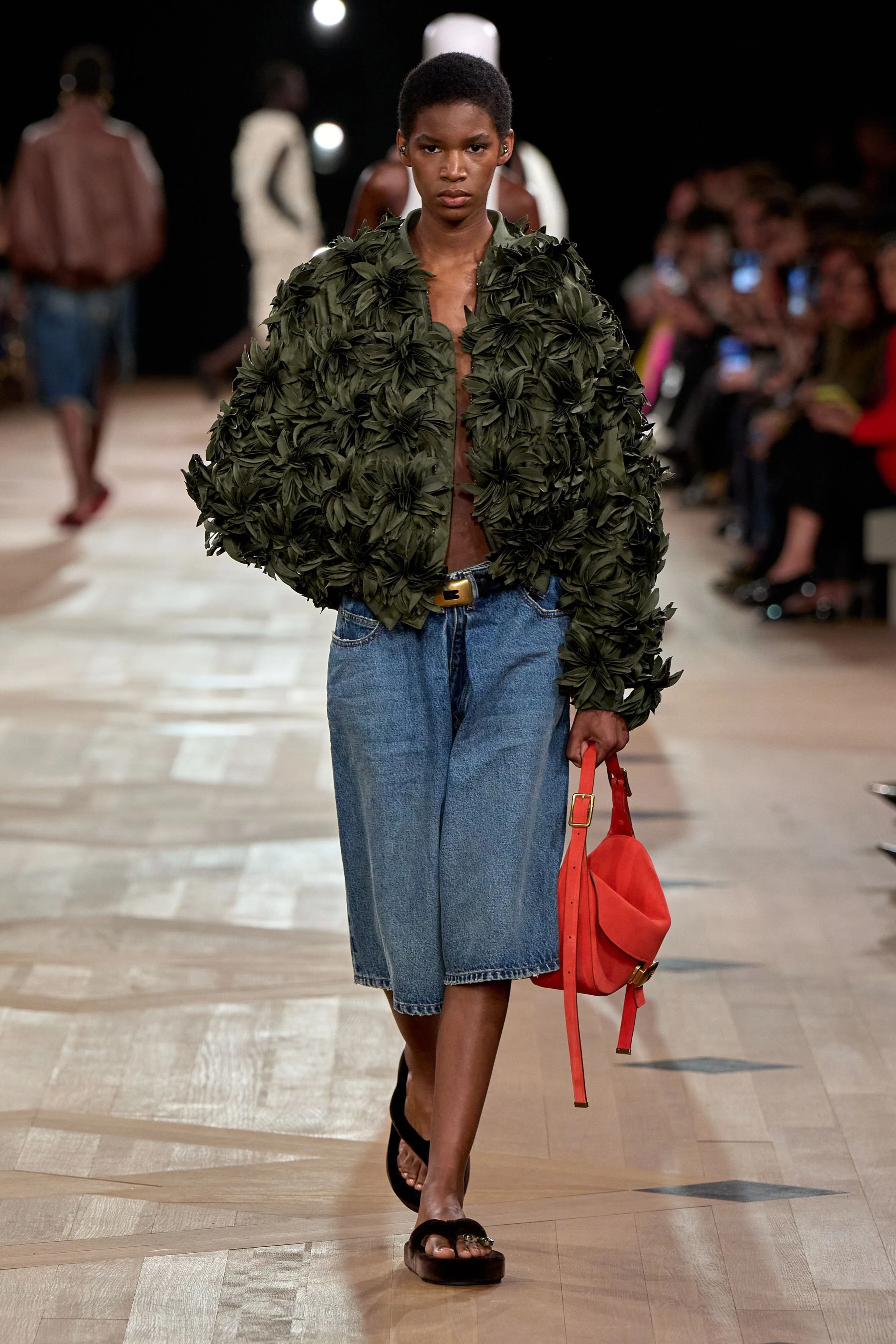 Balenciaga весна-літо 2026