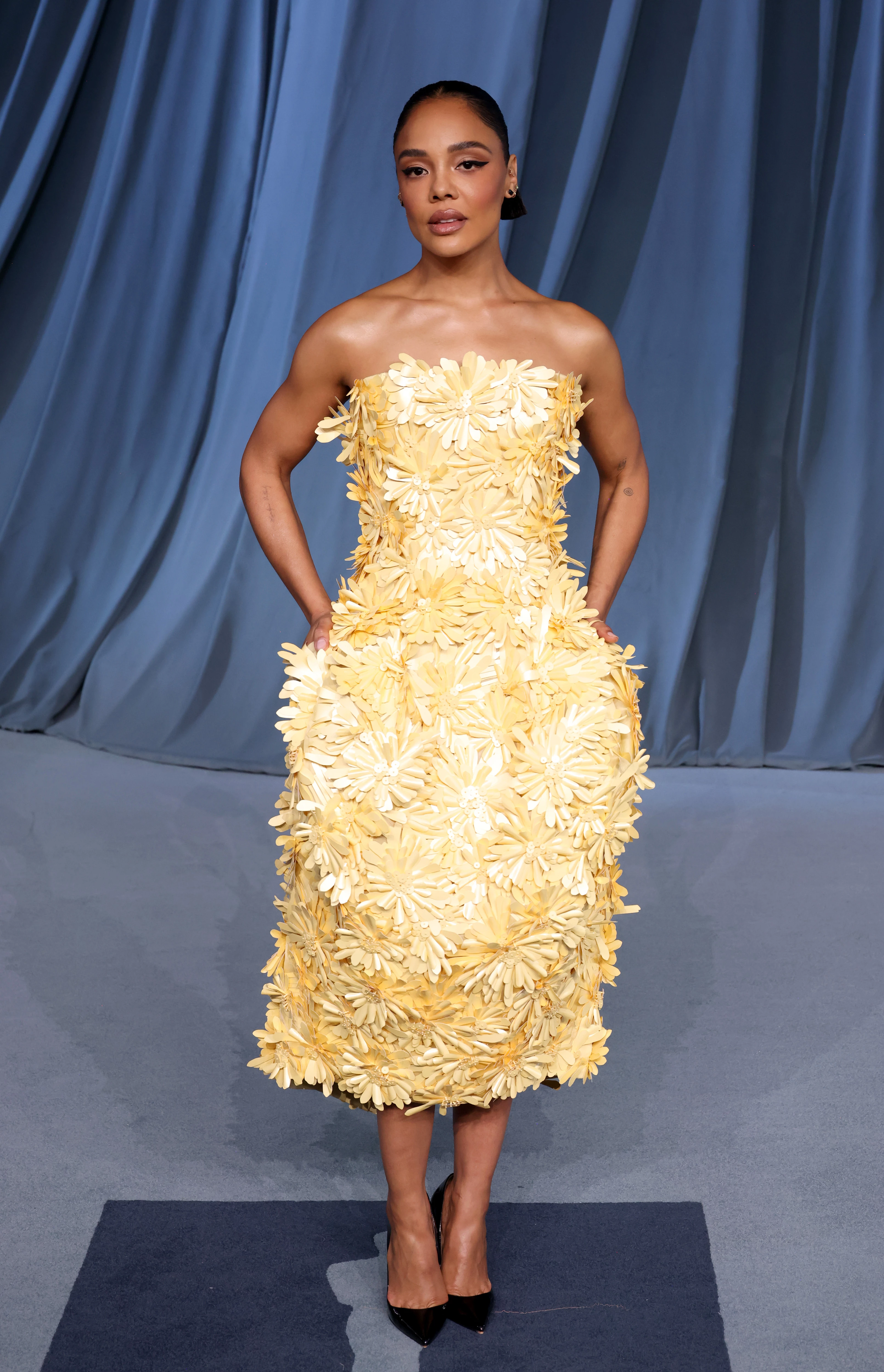 Тесса Томпсон