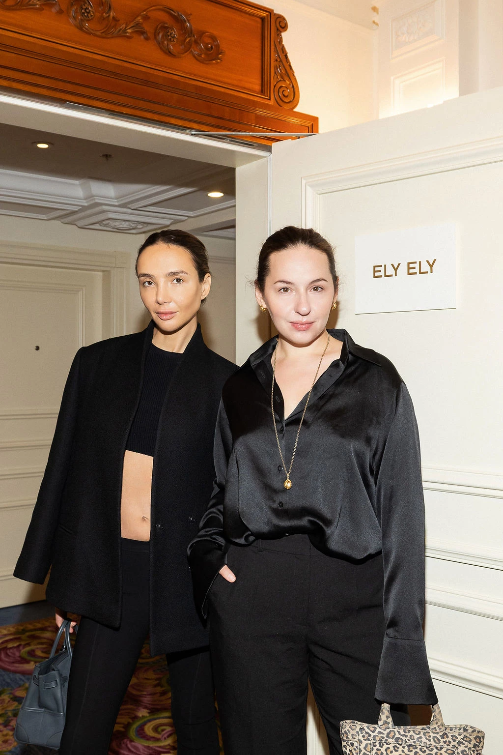 Альона Беттяр та Віолетта Федорова