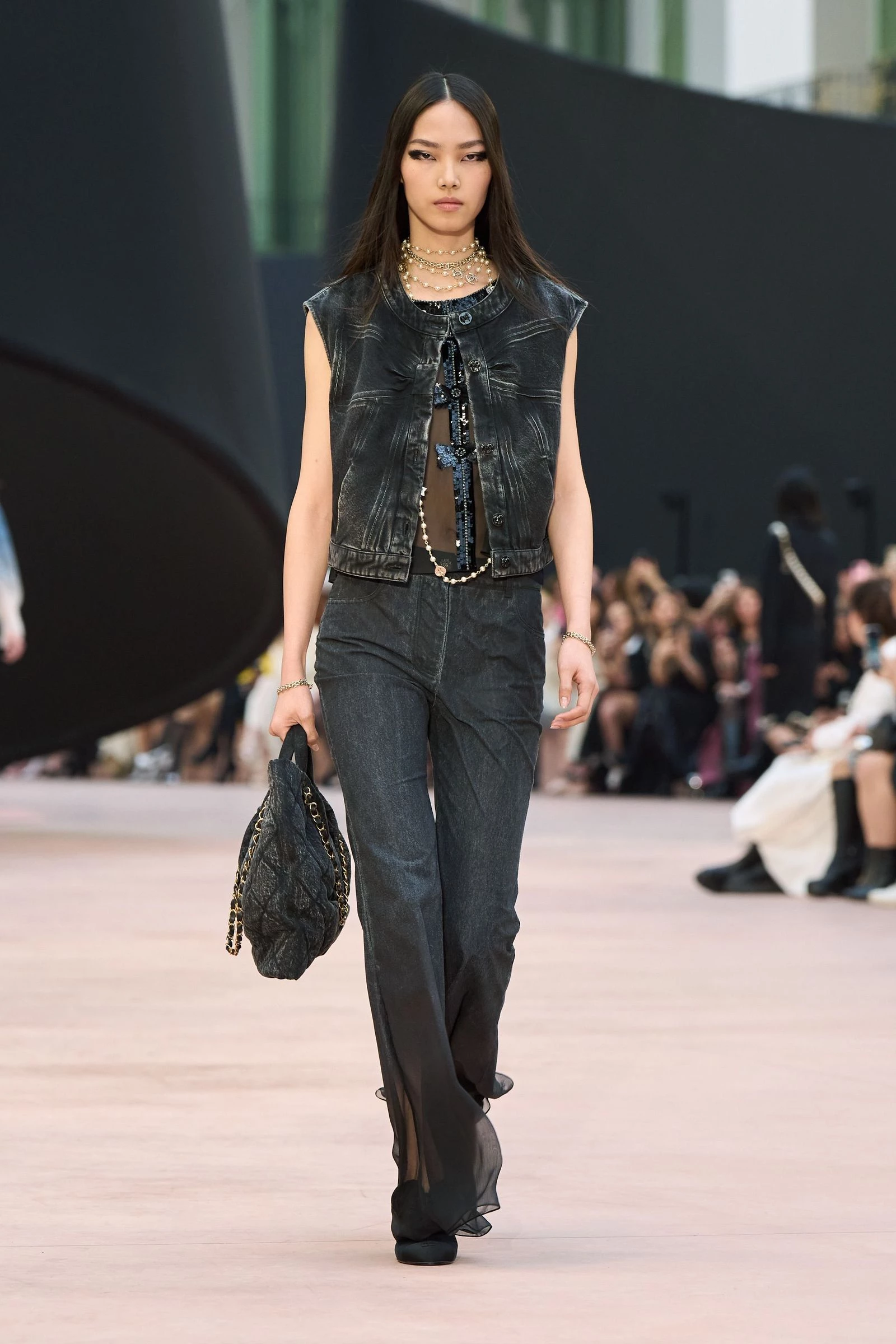 Chanel осінь-зима 2025/2026