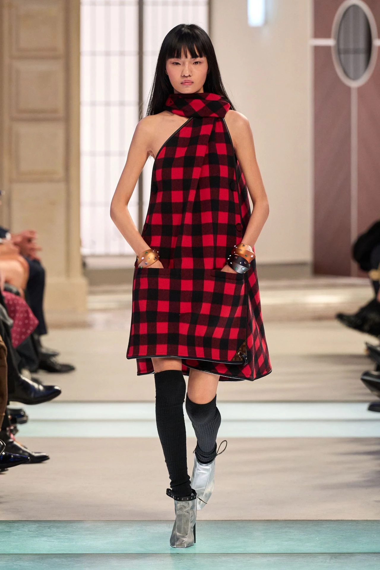 Louis Vuitton осінь-зима 2025/2026. Photo: Daniele Oberrauch / Gorunway