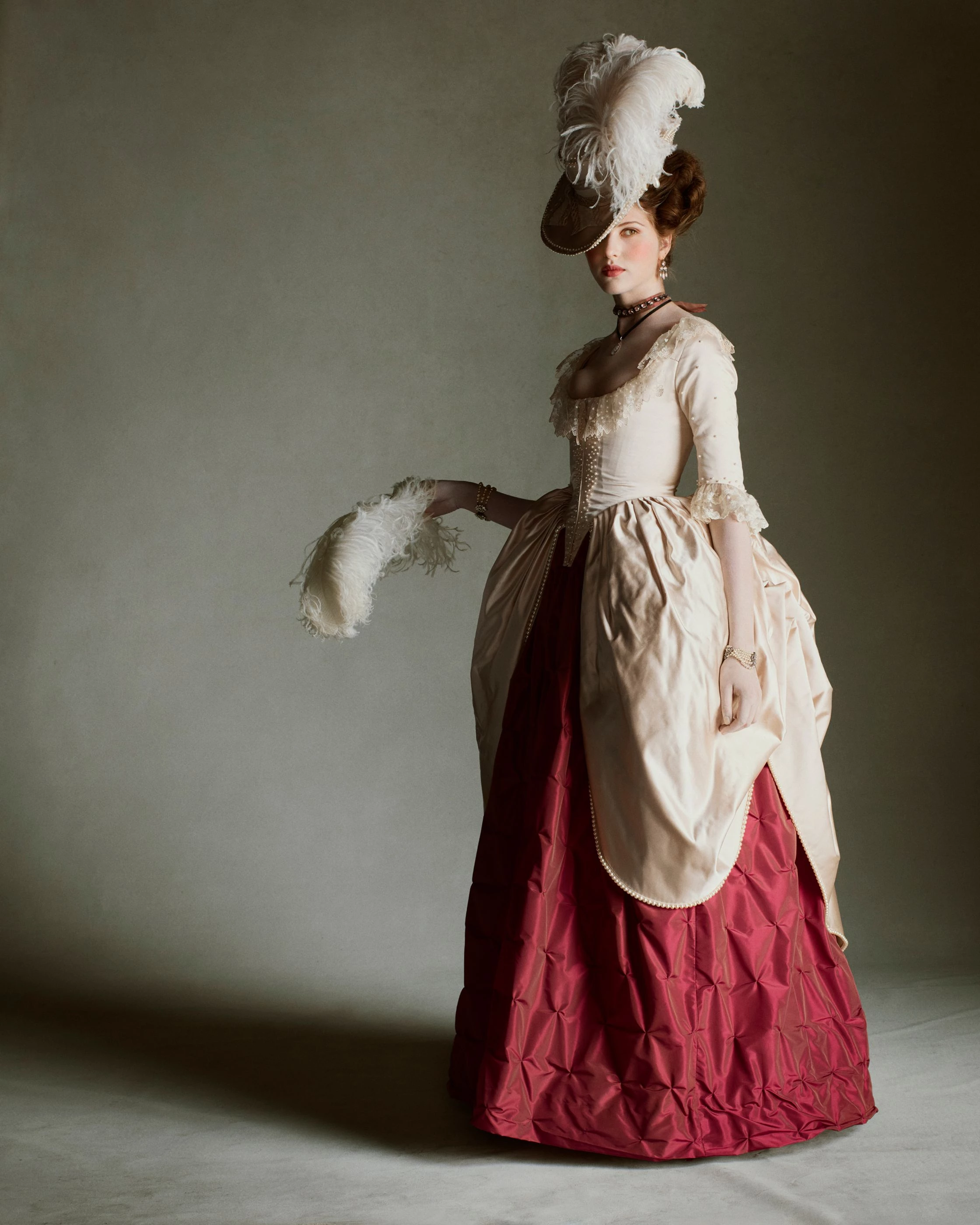 Модель Анджеліна Кендалл у костюмі з історичної епопеї Стенлі Кубрика "Баррі Ліндон" (1975), який у фільмі носила Маріса Беренсон