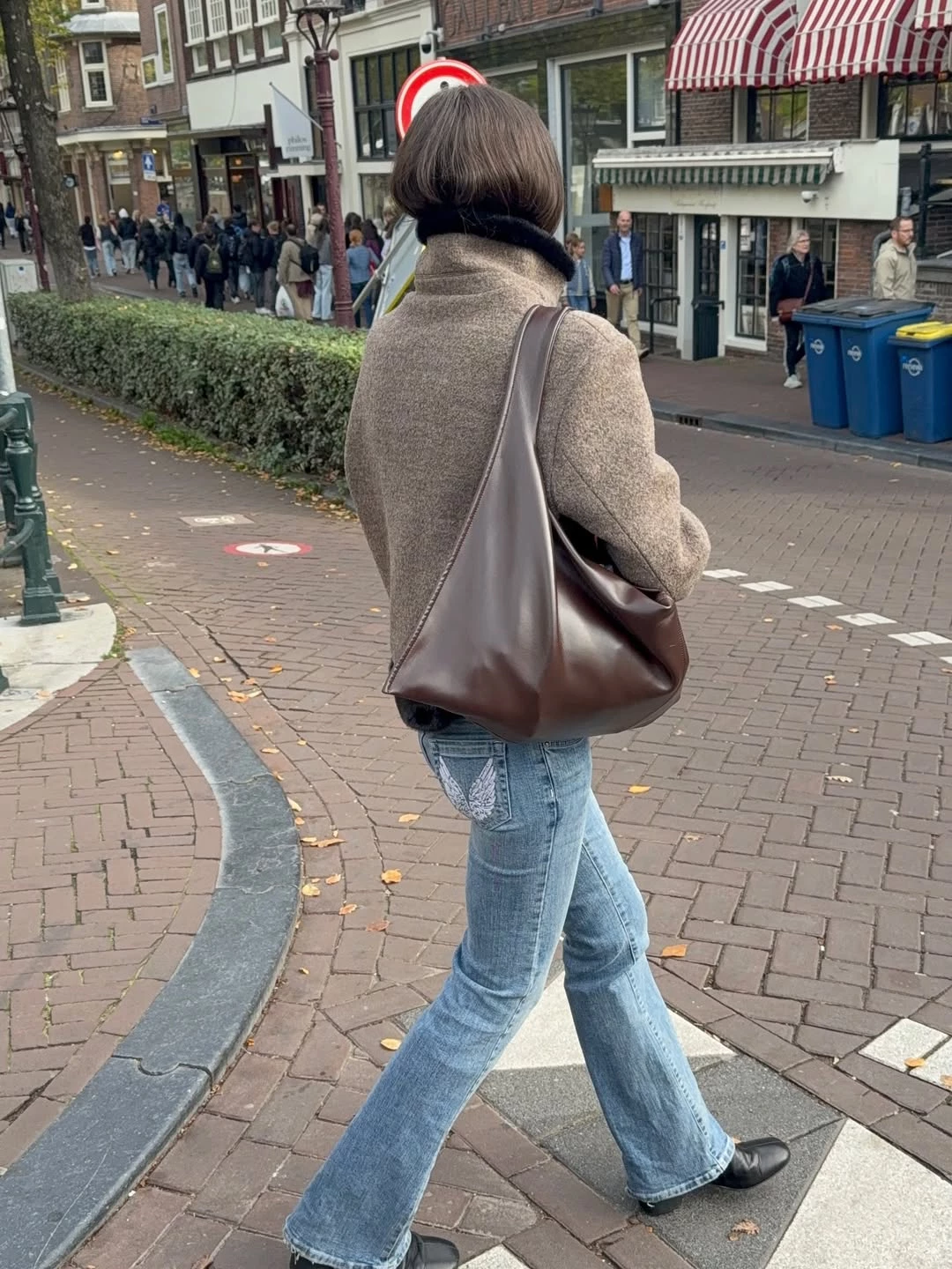 Instagram @luciaceliaa