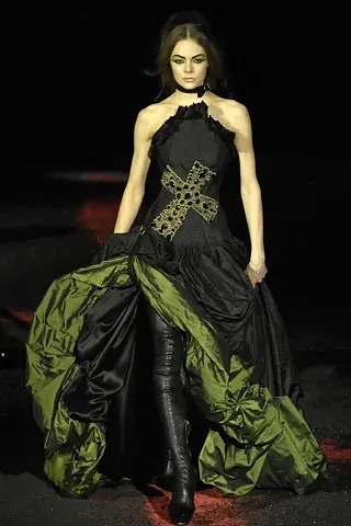 Alexander McQueen осінь-зима 2007/2008 Alexander McQueen осінь-зима 2007/2008