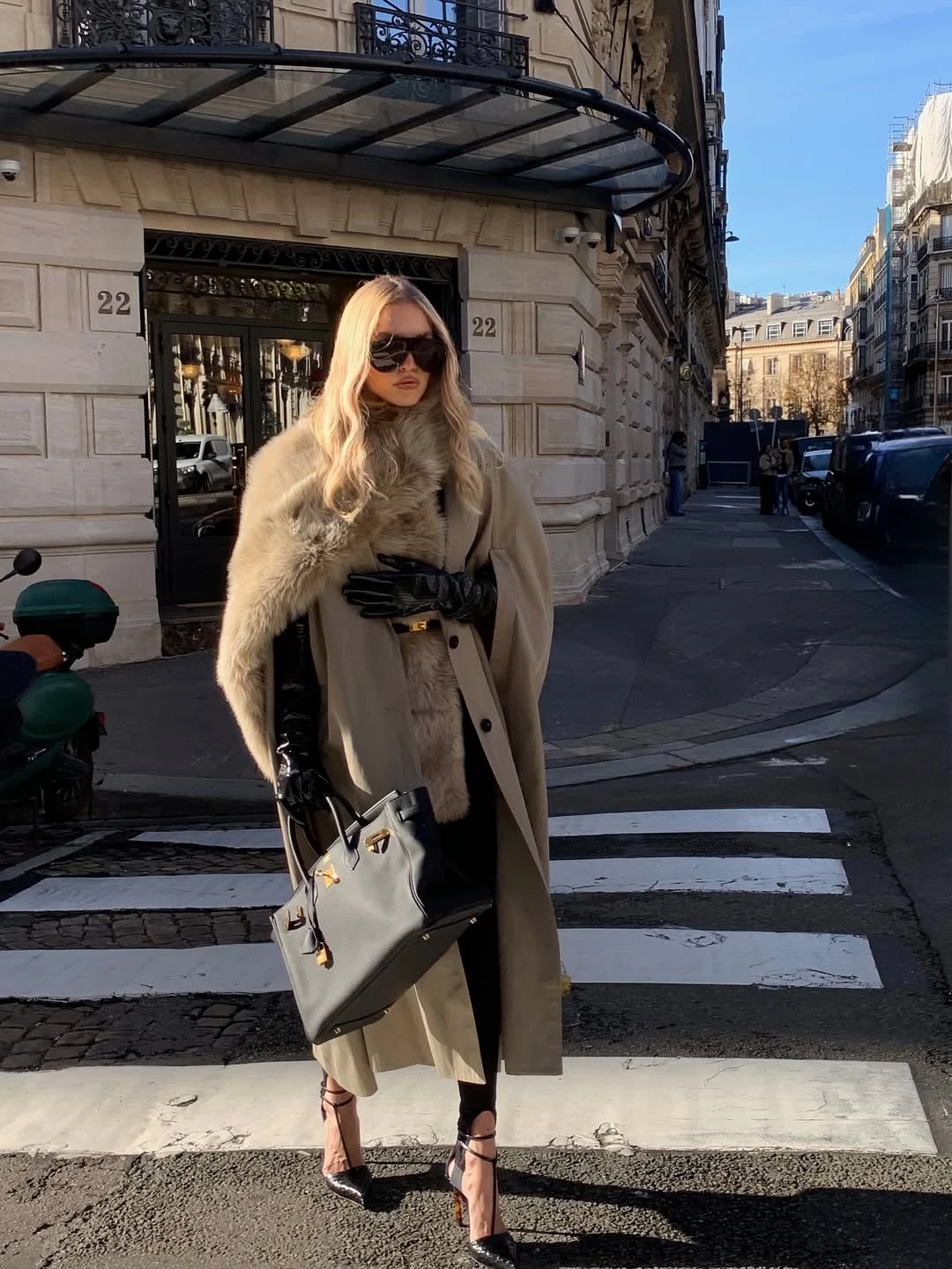 Instagram @leoniehanne Instagram @leoniehanne