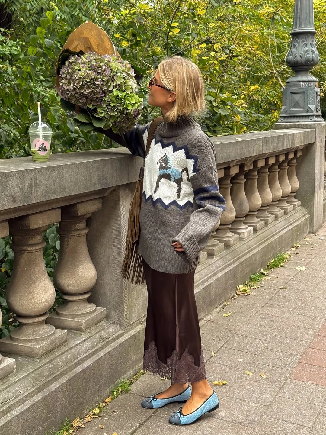 Instagram @oliviatps