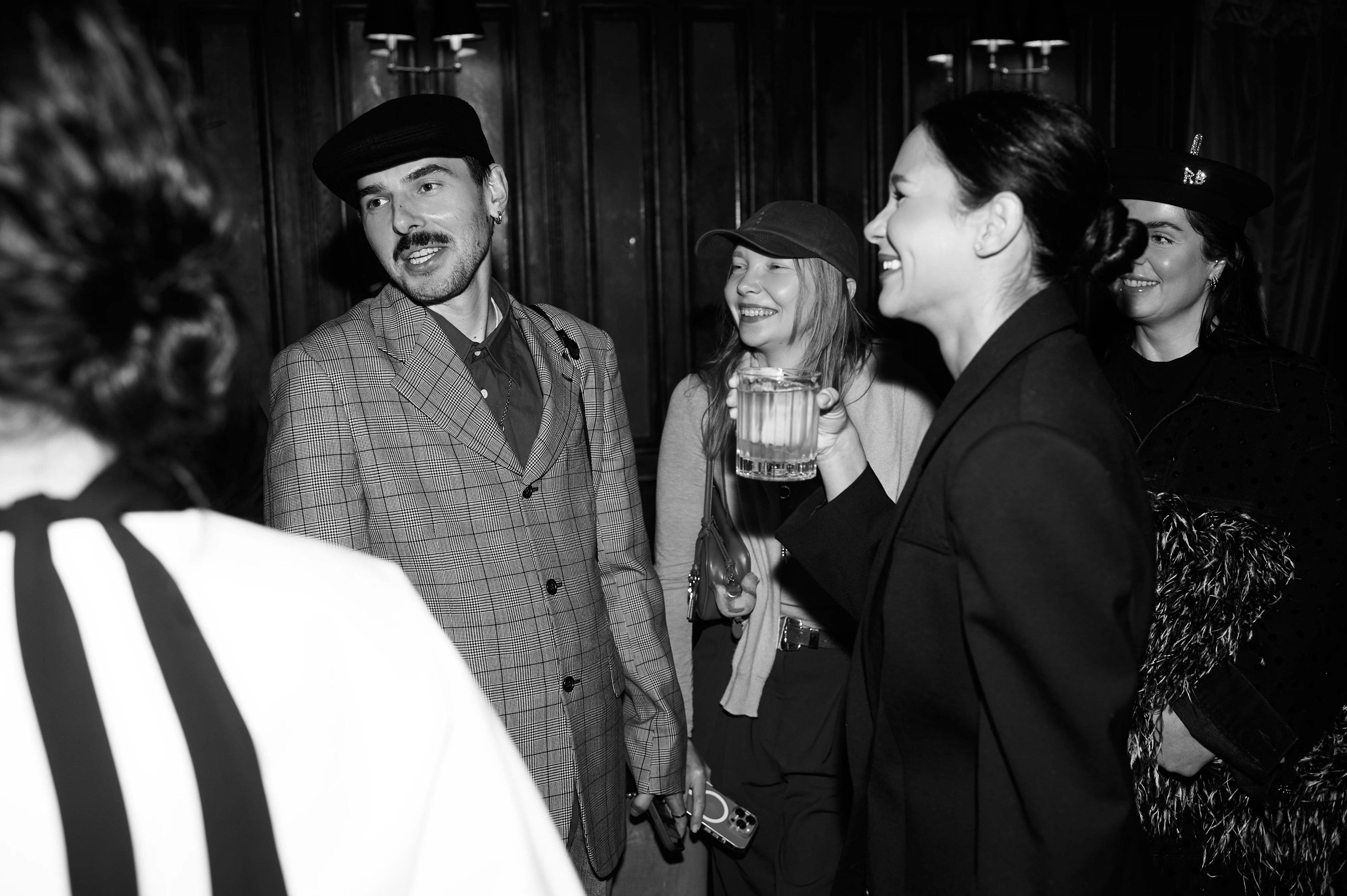 Петро Ясінський, Вікторія Семерей та Міла Магдій