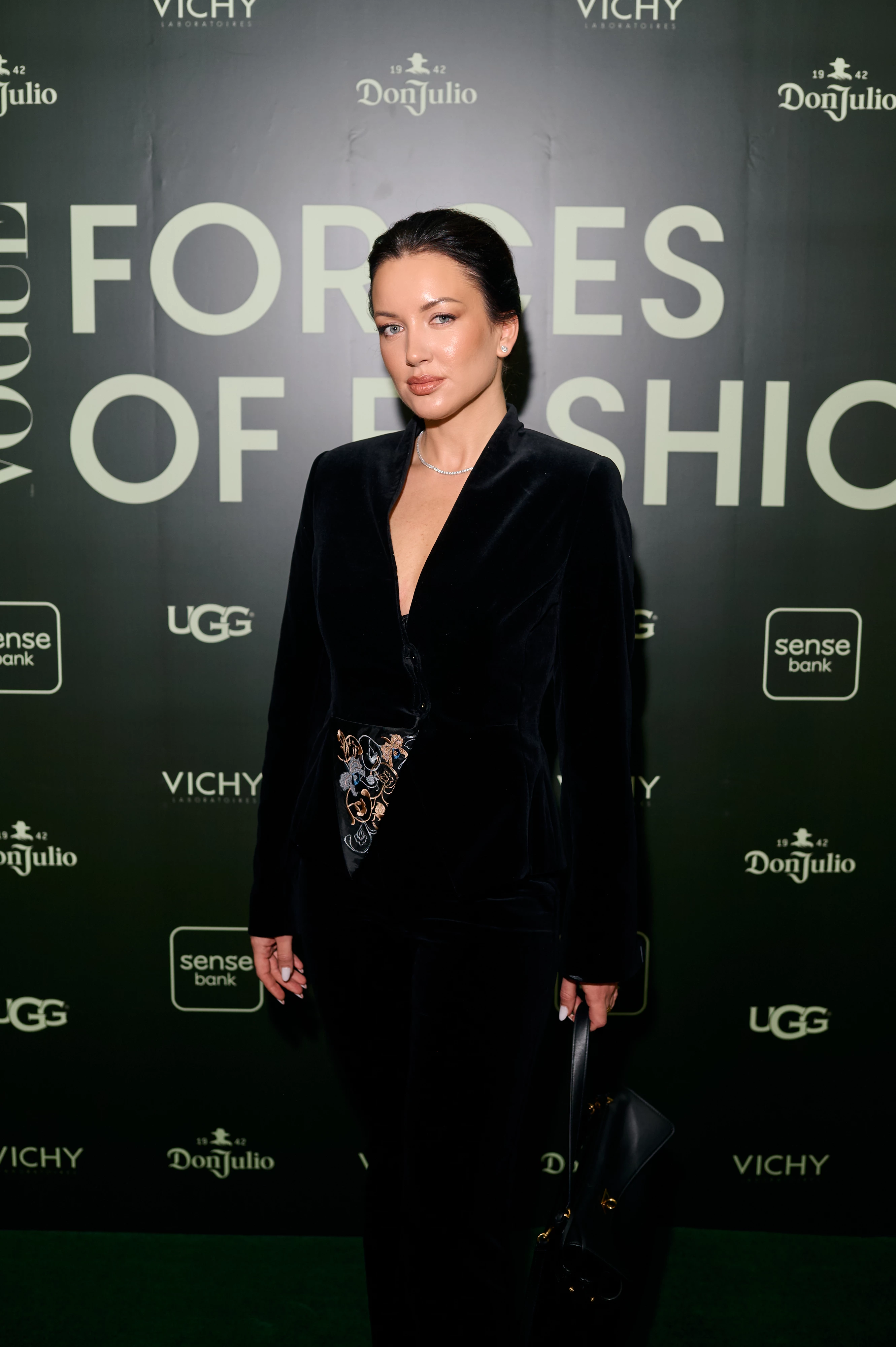 Вікторія Умаханова