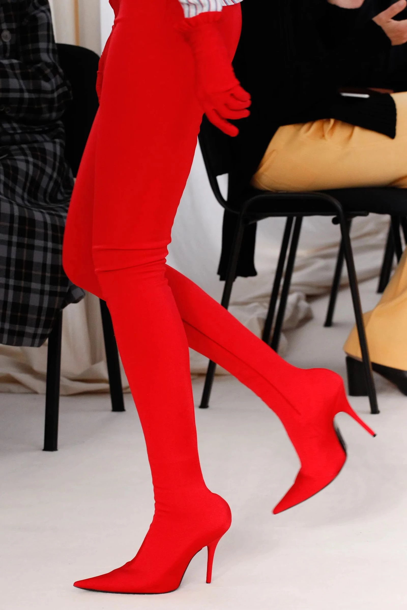 Balenciaga весна-літо 2017 Balenciaga весна-літо 2017