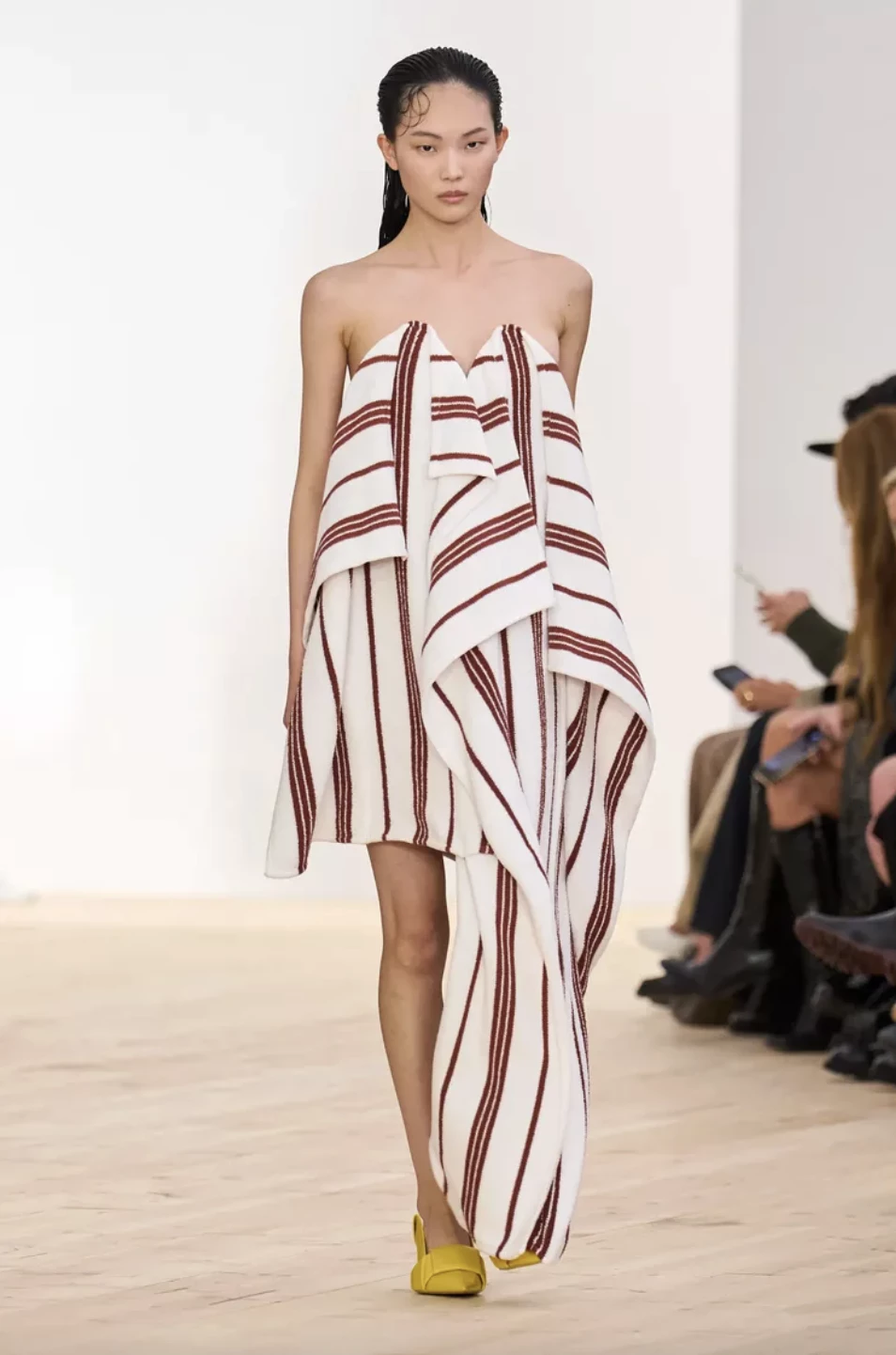 Loewe весна-літо 2026