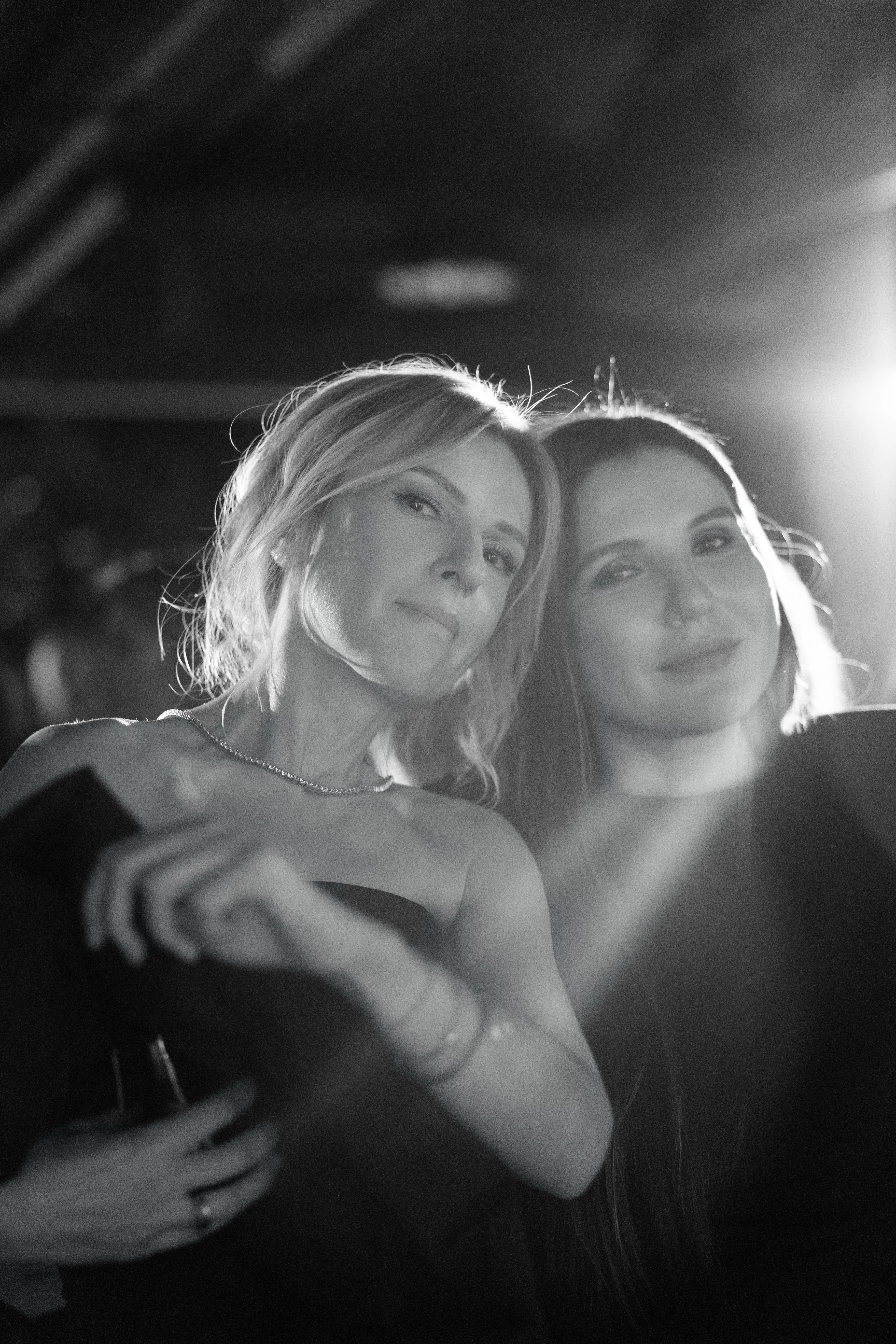 Юлія Костецька та Роза Тапанова