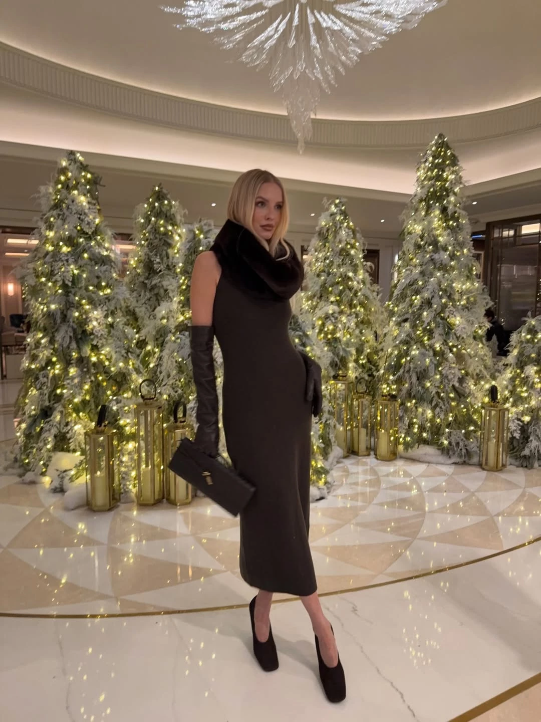 Instagram @leoniehanne