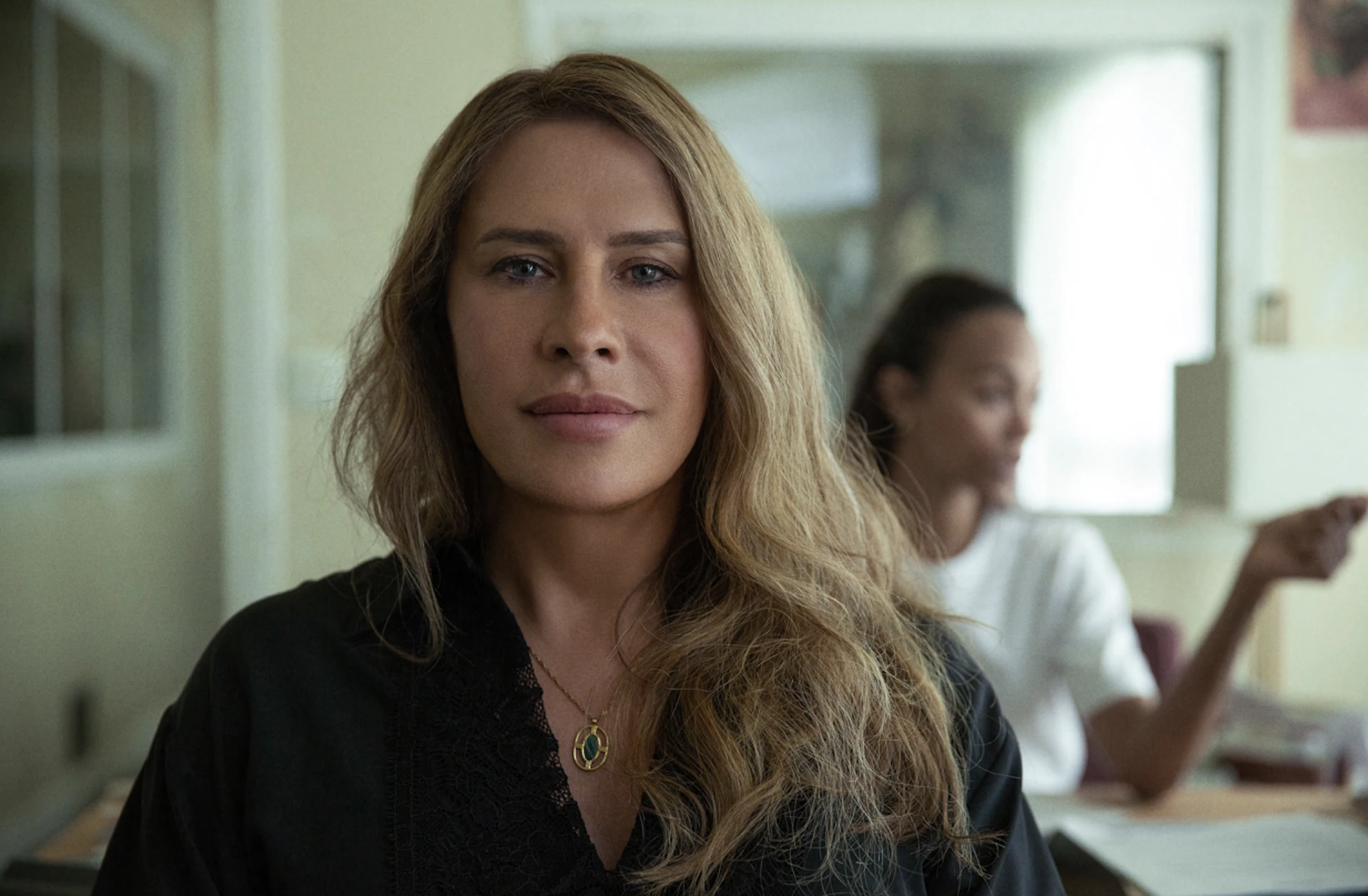 Карла Софія Гаскон у фільмі 