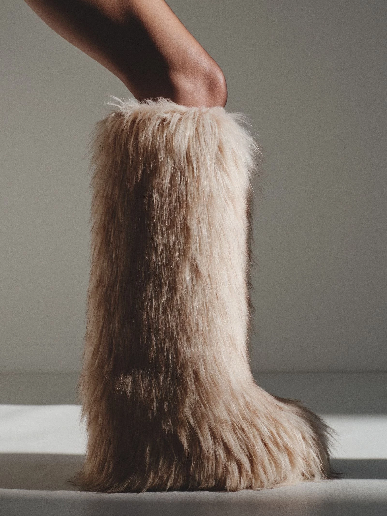Jacquemus x Moon Boot
