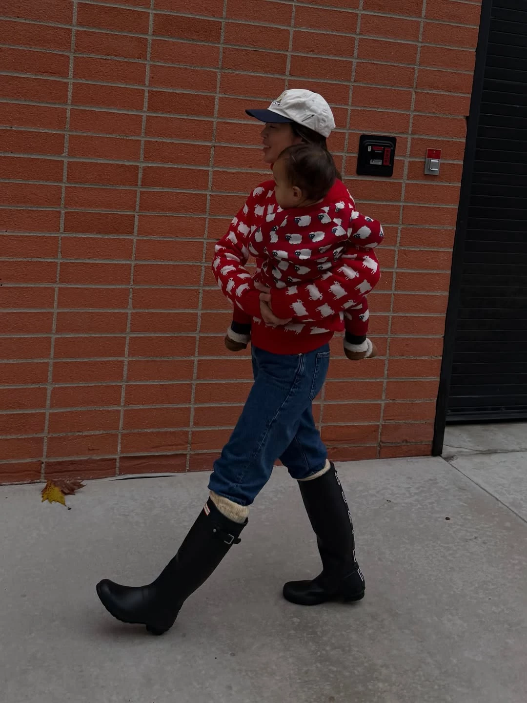 Instagram @aimeesong