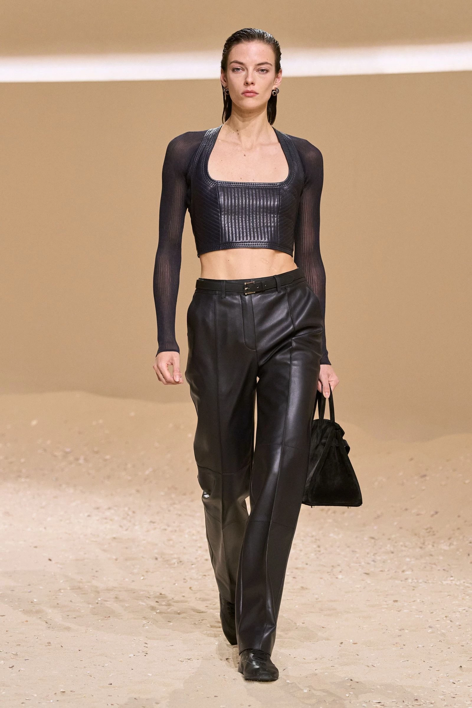 Hermès весна-літо 2026. Daniele Oberrauch / Gorunway. 