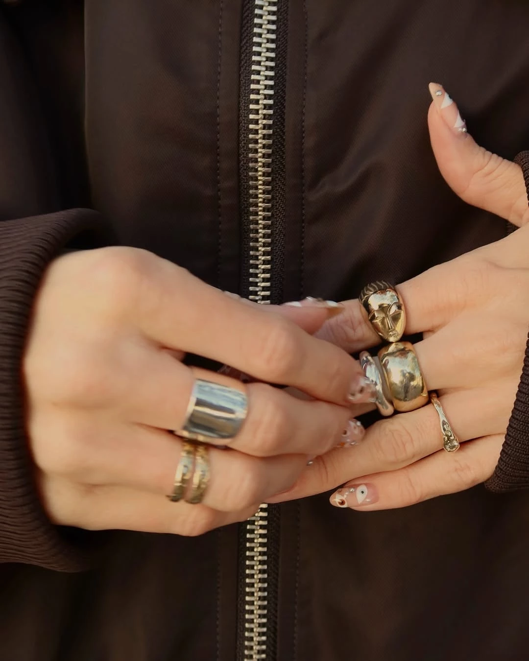 Instagram @chloehayward_ Instagram @chloehayward_