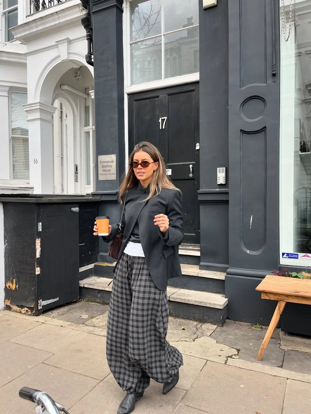 Instagram @martaugustin