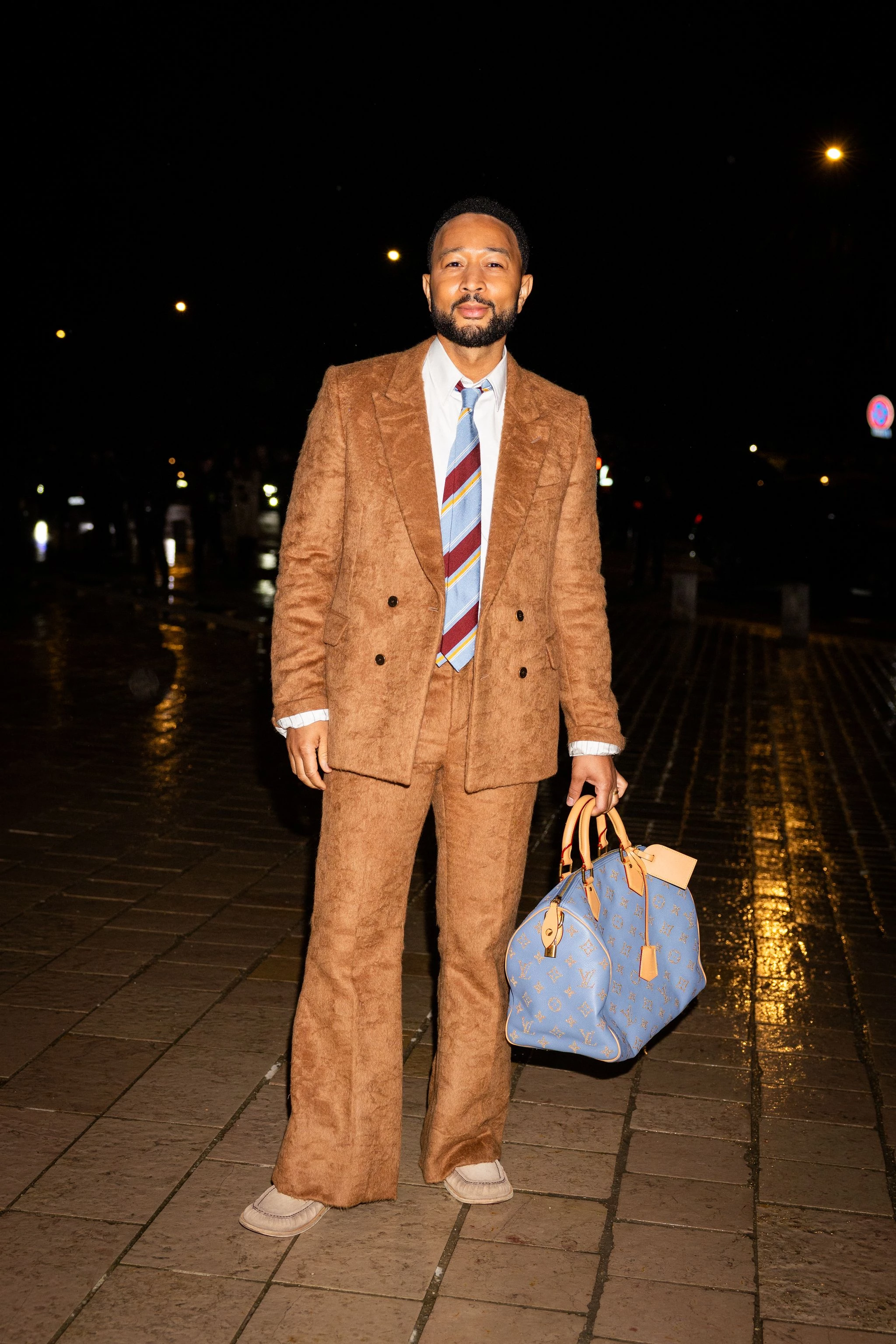 Джон Ледженд