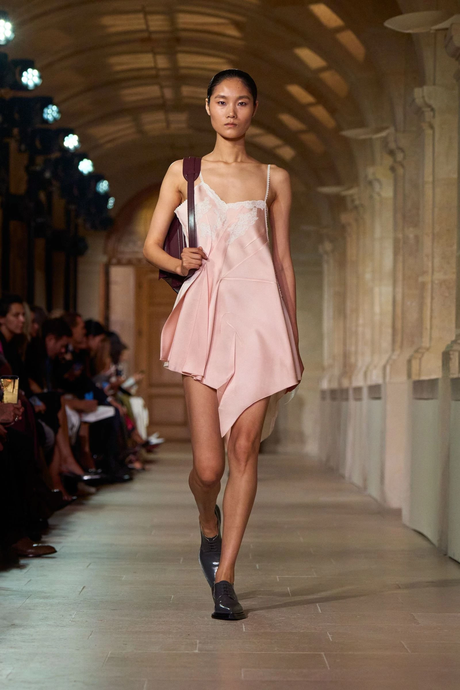 Victoria Beckham весна-літо 2026 Victoria Beckham весна-літо 2026