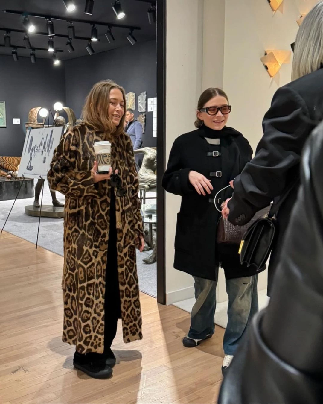 Instagram @olsenoracle