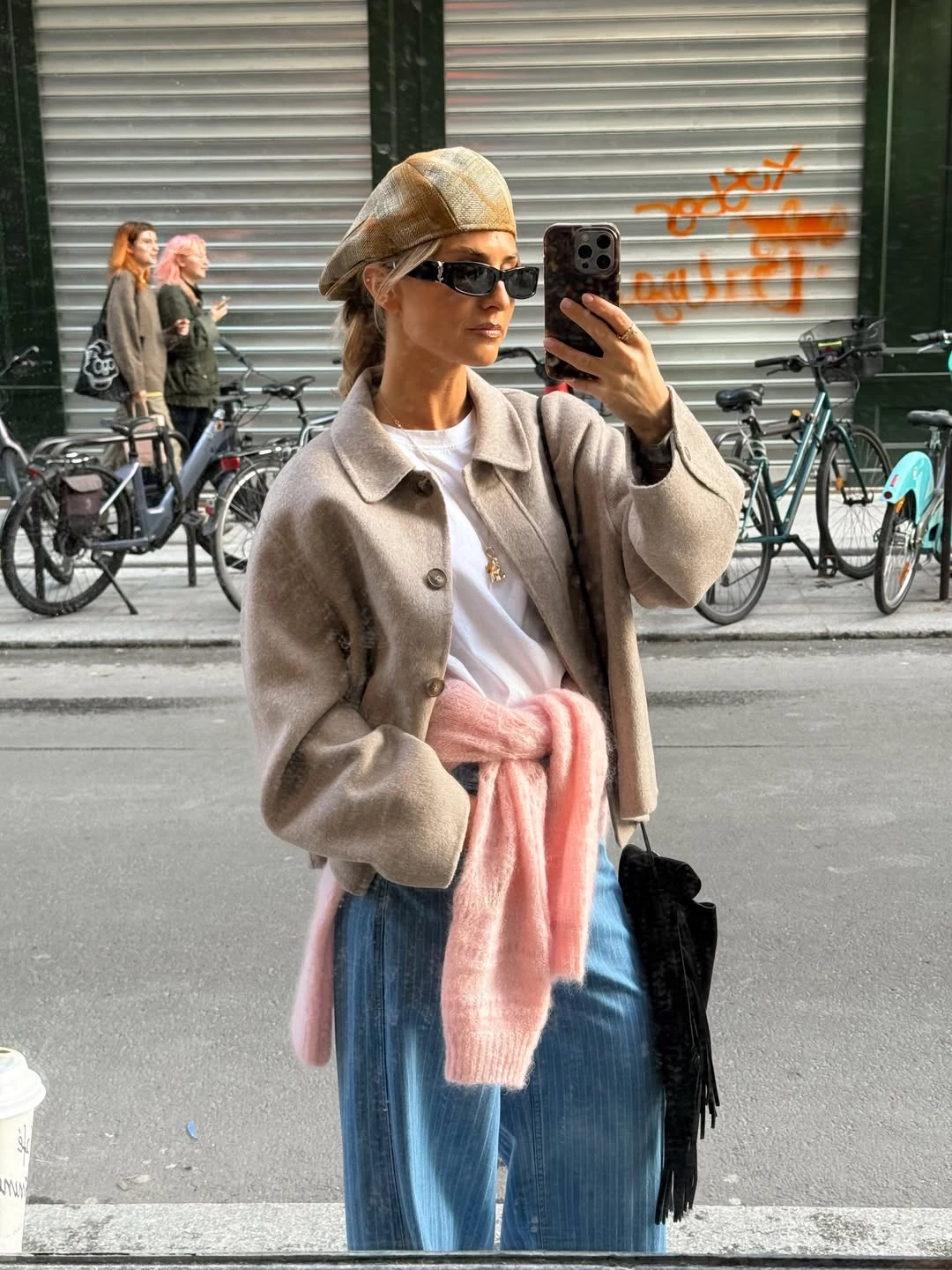 Instagram @oliviatps