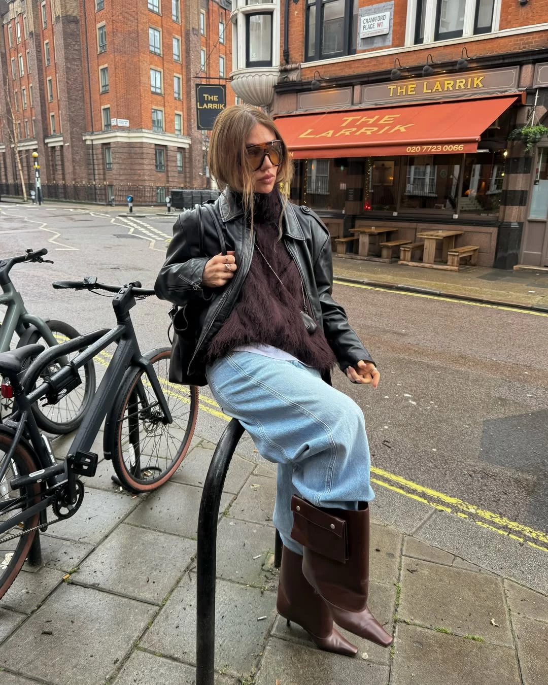 Instagram @whatgigiwears