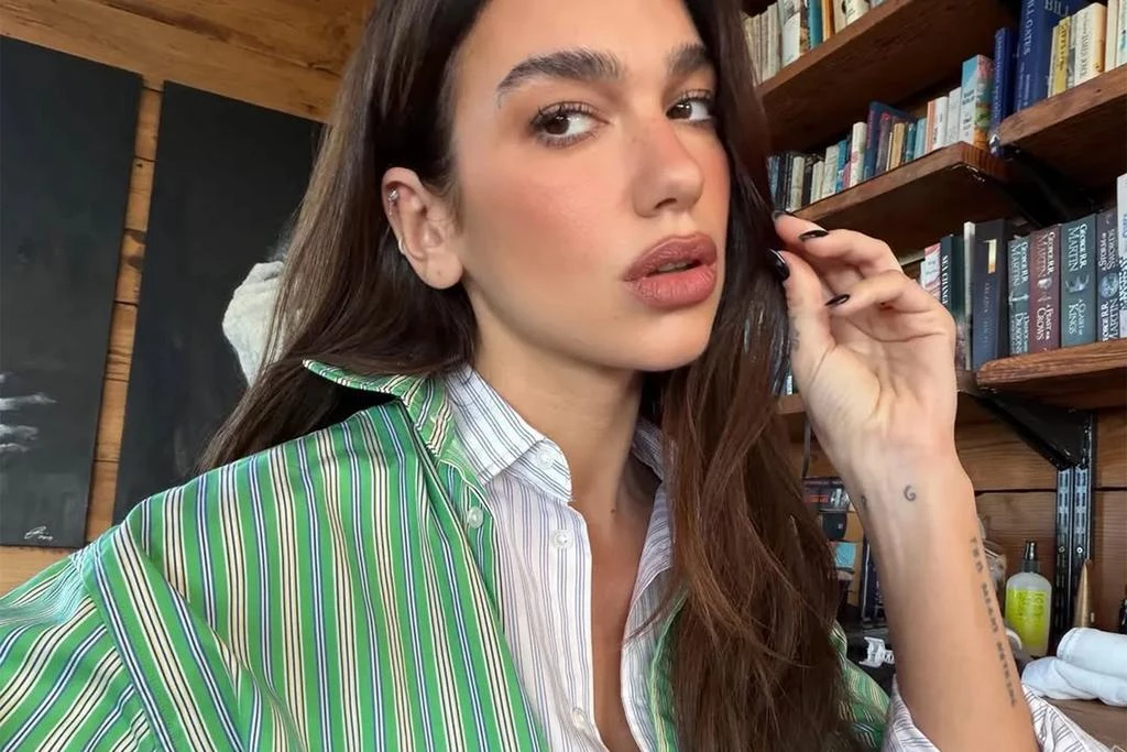 Instagram @dualipa