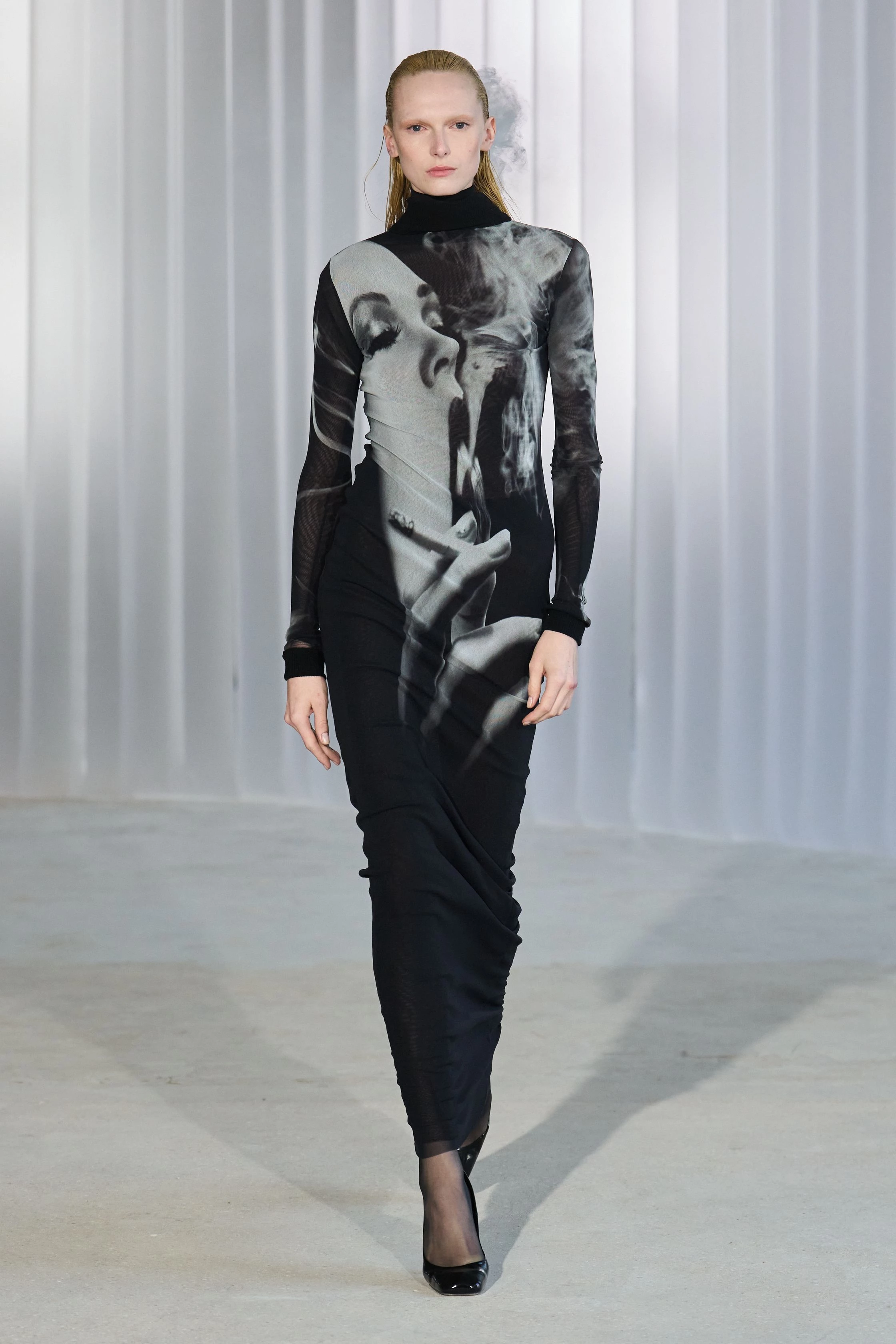 Алекс Консані під час шоу Jean Paul Gaultier осінь-зима 2026/2027