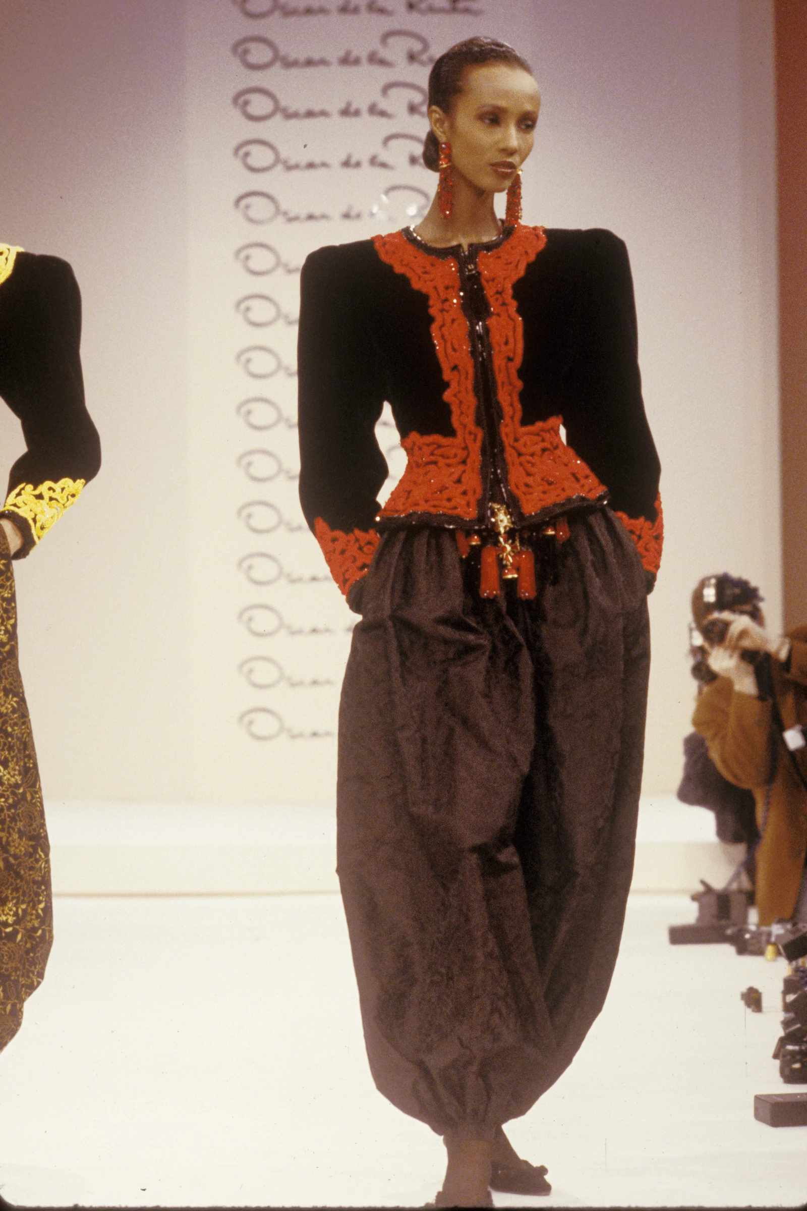 Oscar de la Renta, 1988
