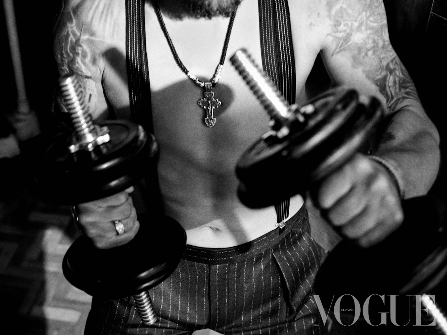 Вовняні штани, Gieves & Hawkes, підтяжки, власність стиліста