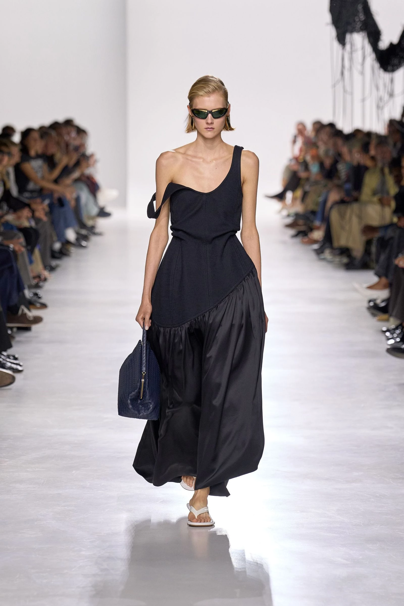 Bottega Veneta весна-літо 2026