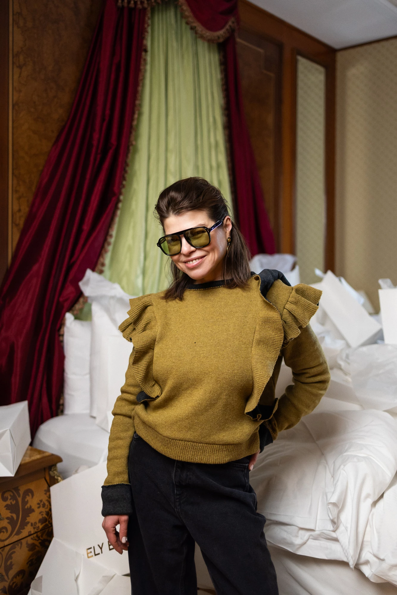 Тоня Ноябрьова