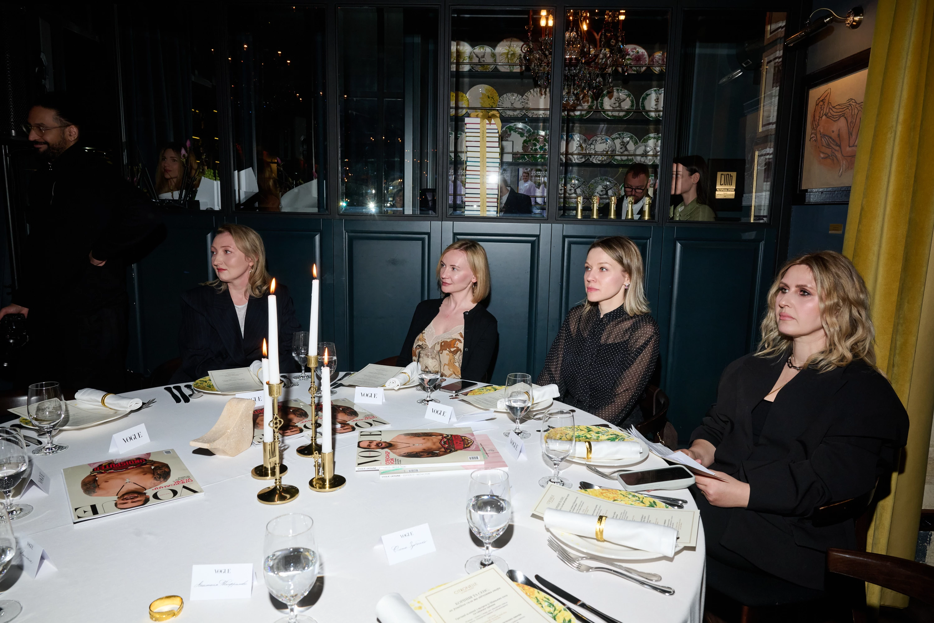 Анна Золотарьова, Ольга Болсунівська, Ольга Басовська та Олена Пономаренко Анна Золотарьова, Ольга Болсунівська, Ольга Басовська та Олена Пономаренко