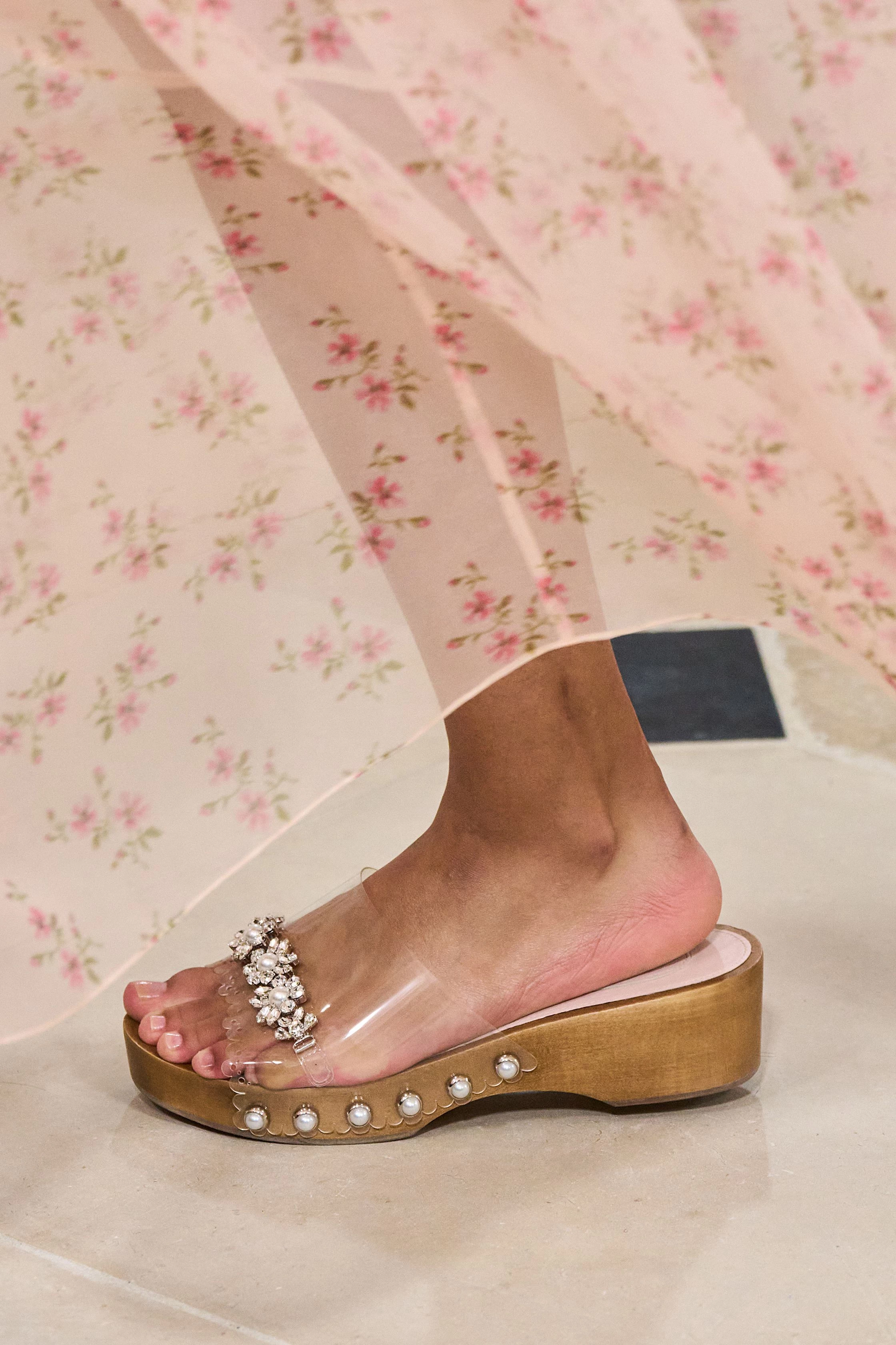 Simone Rocha весна-літо 2026 Simone Rocha весна-літо 2026